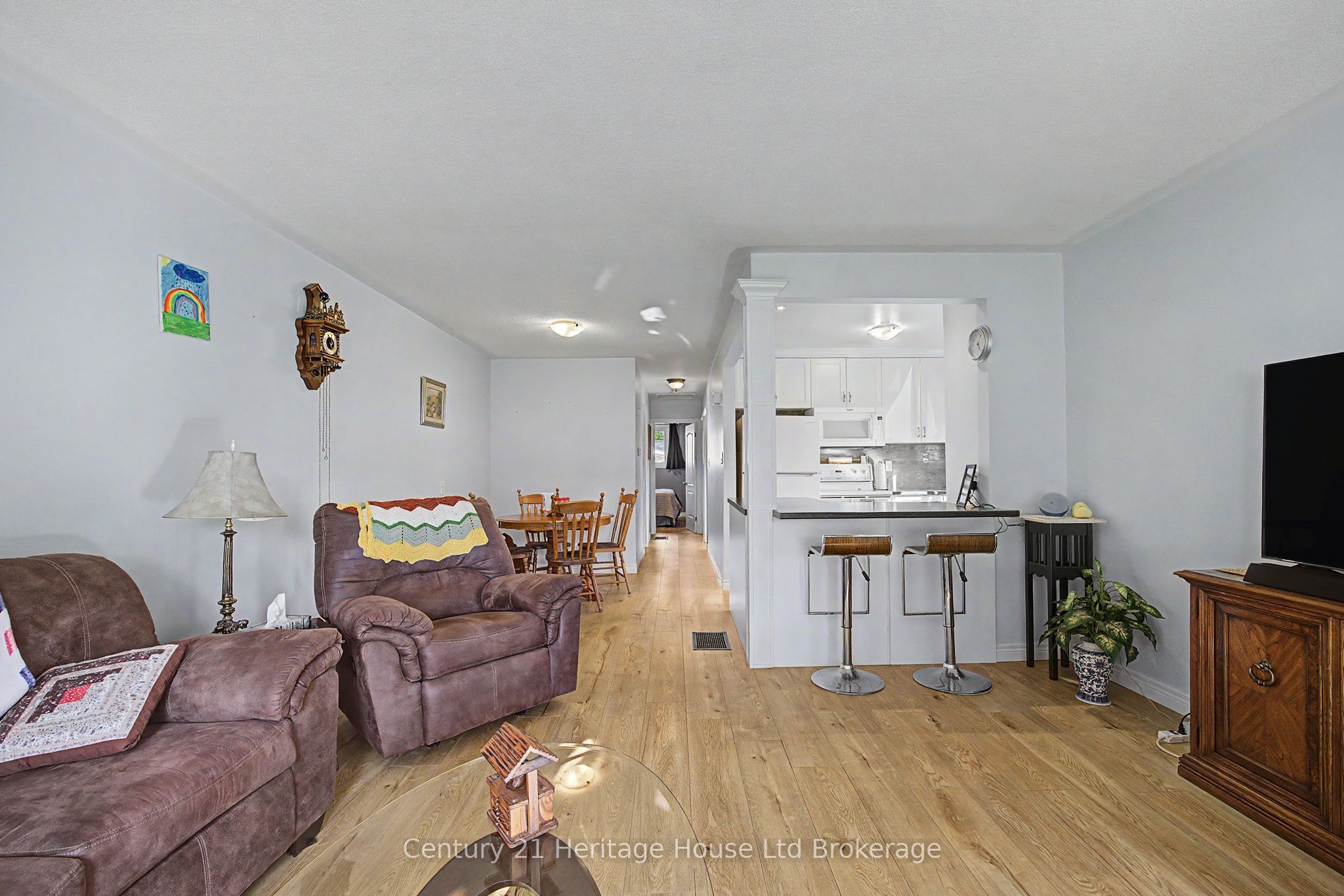 128 King Hiram Street, Ingersoll, ON N5C 1L6 photo 3