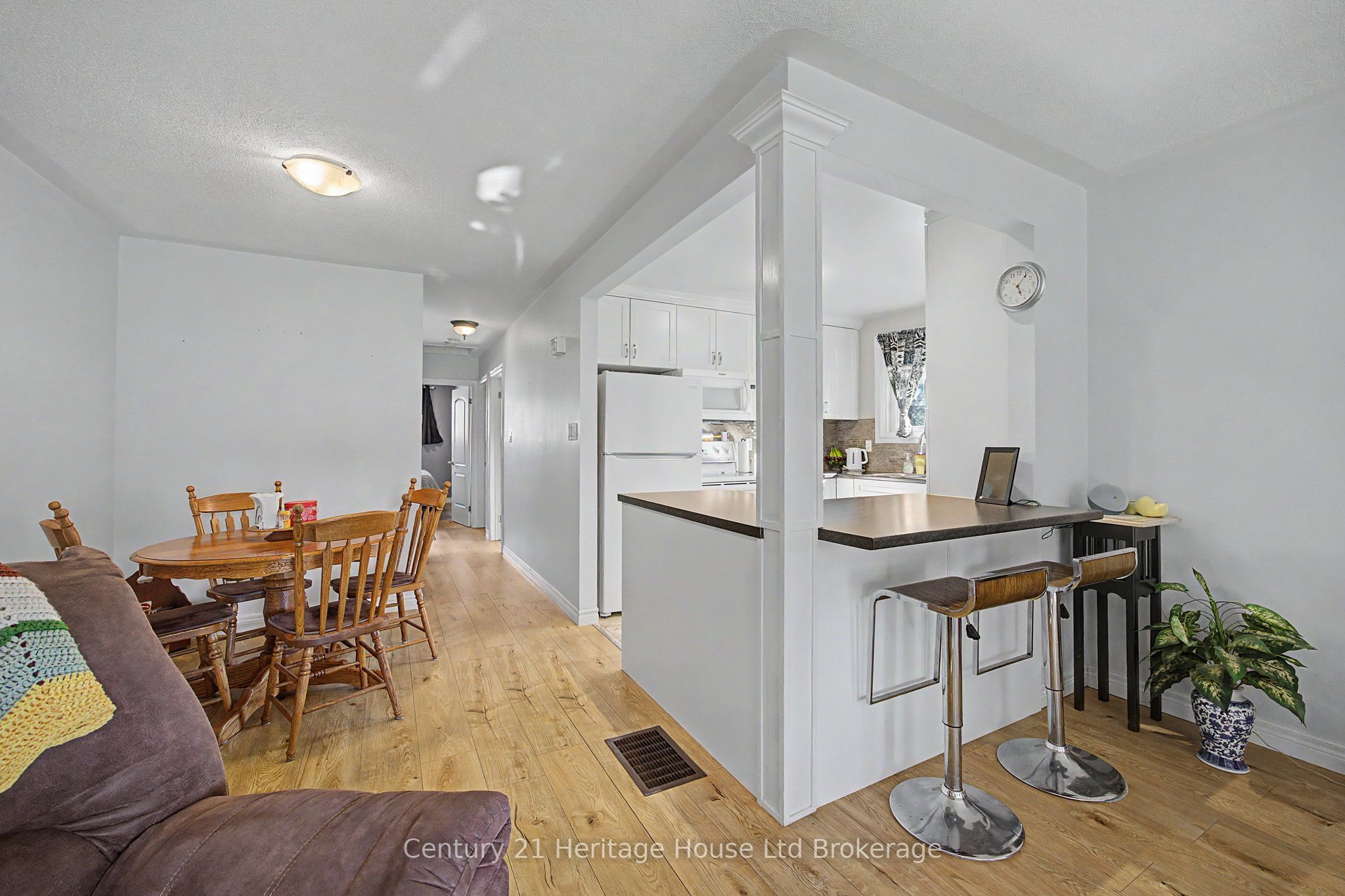 128 King Hiram Street, Ingersoll, ON N5C 1L6 photo 4