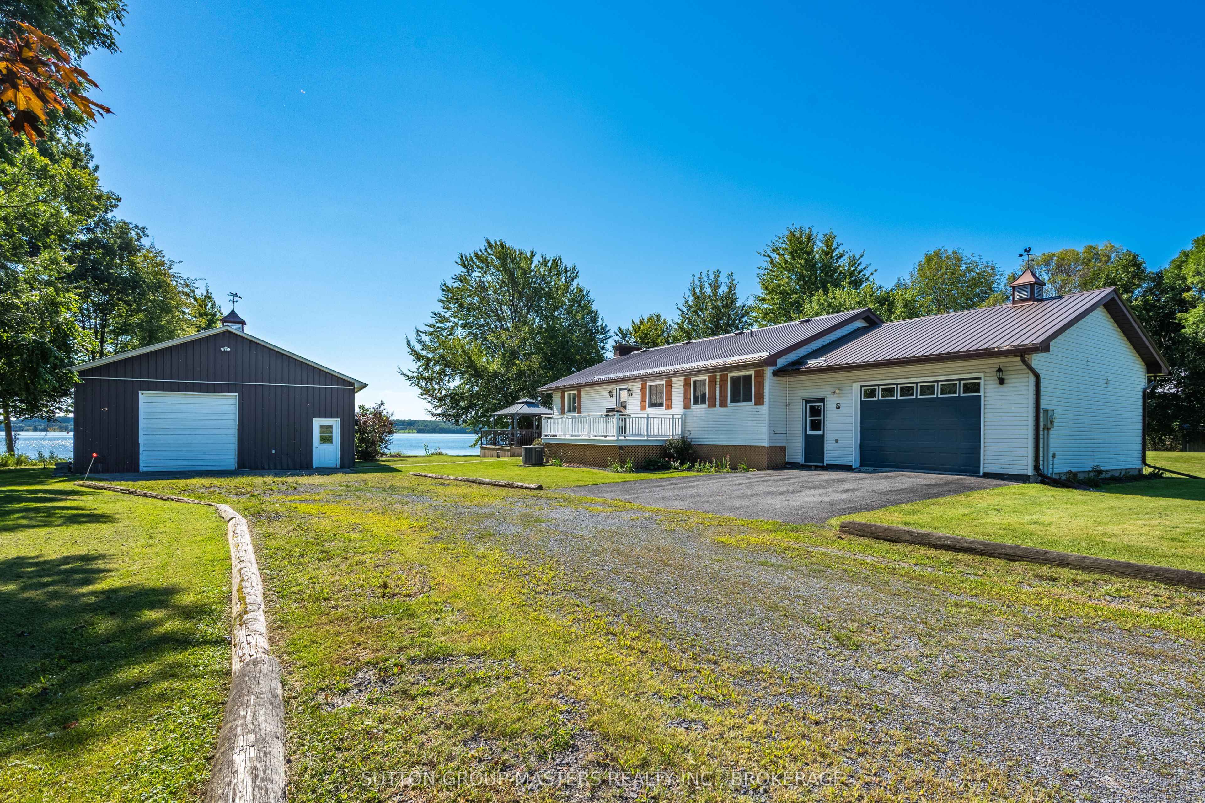 175 Pleasure Pt. Lane, Frontenac Islands, ON K0H 2Y0