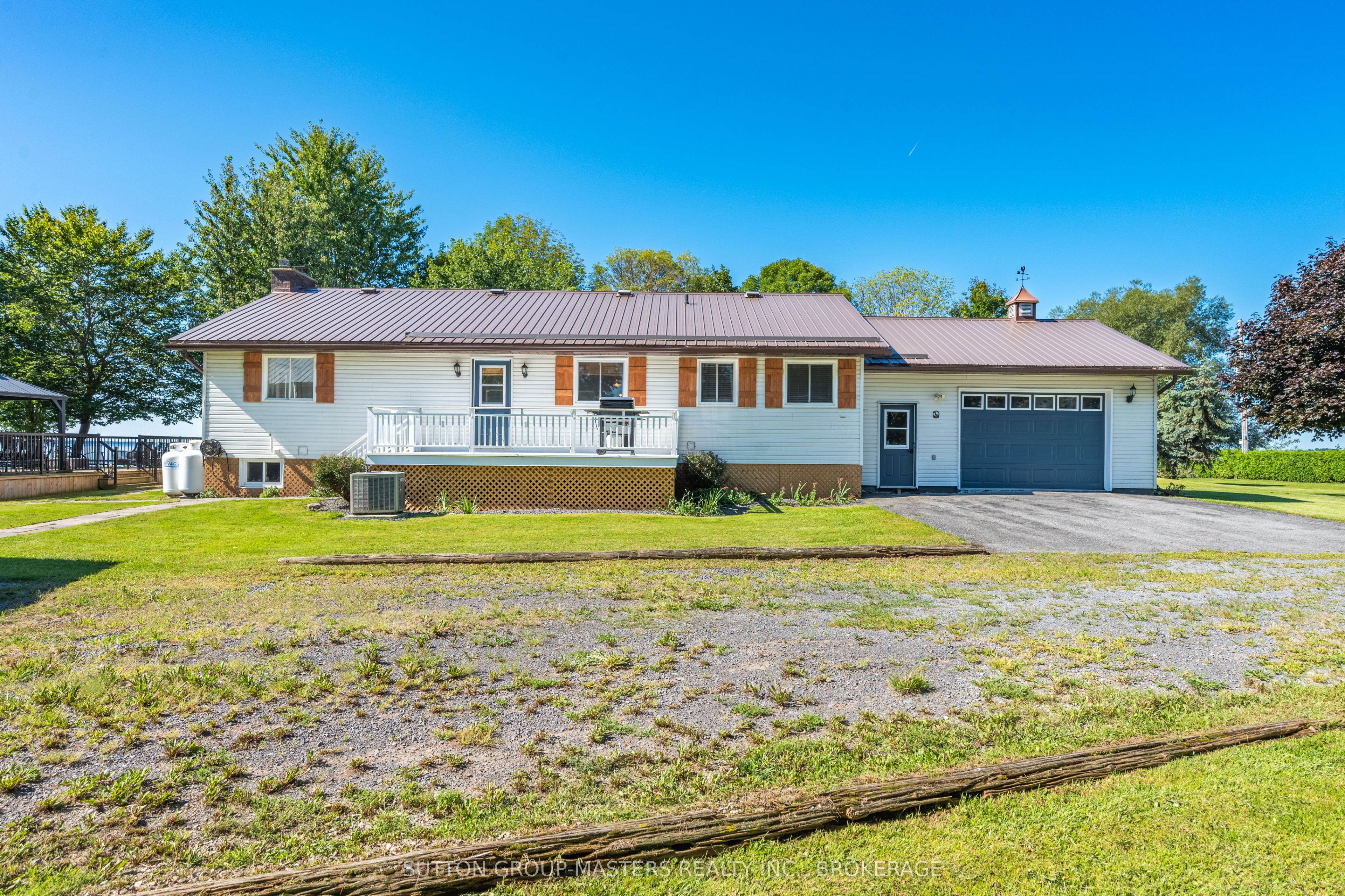 175 Pleasure Pt. Lane, Frontenac Islands, ON K0H 2Y0 photo 2