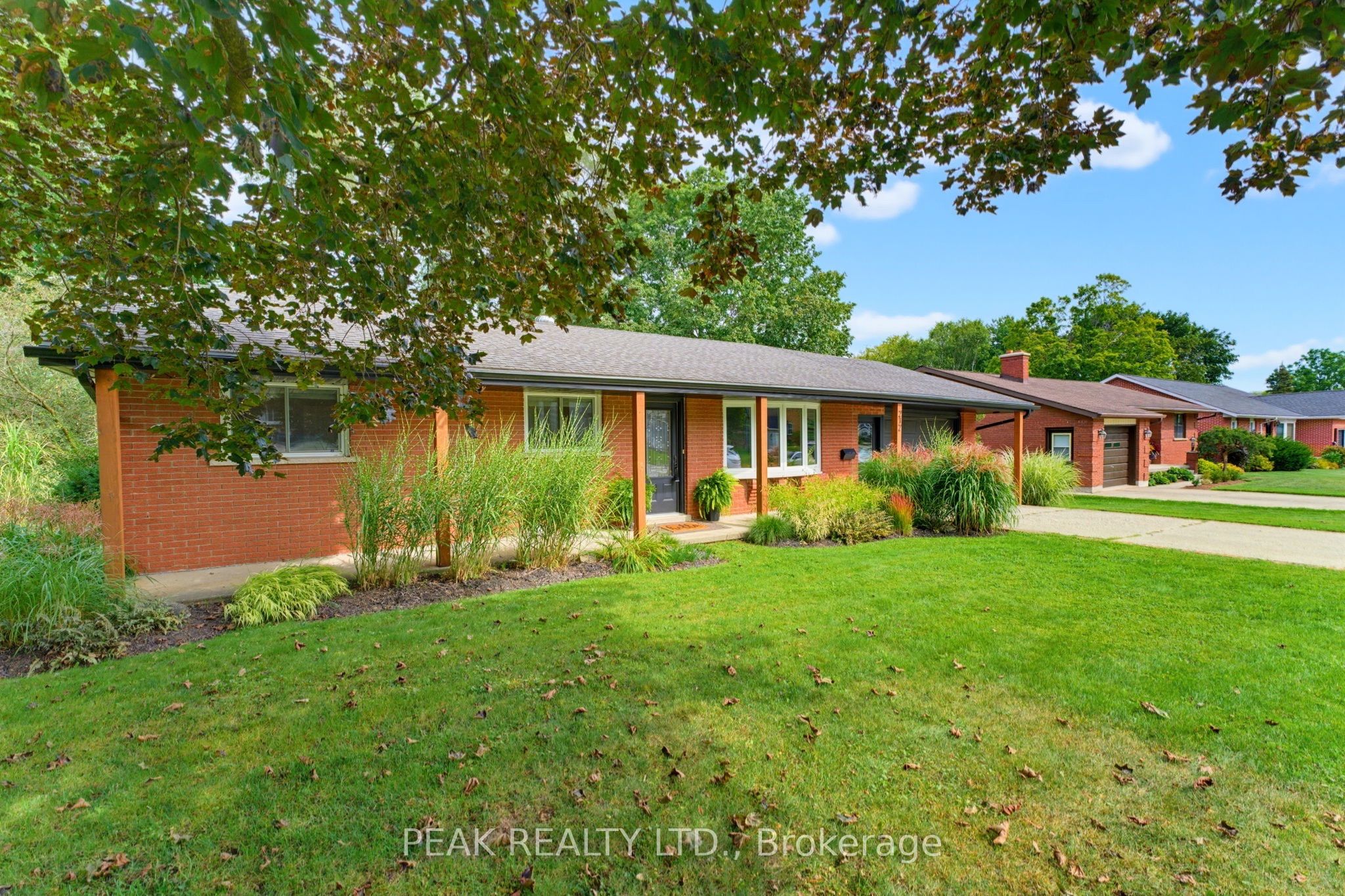 212 Elgin Street, Brockton, ON N0G 2V0 photo 2