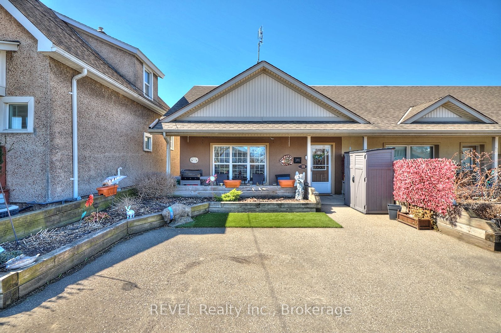 19 Knoll Street, Port Colborne, ON L3K 5A4 photo 2