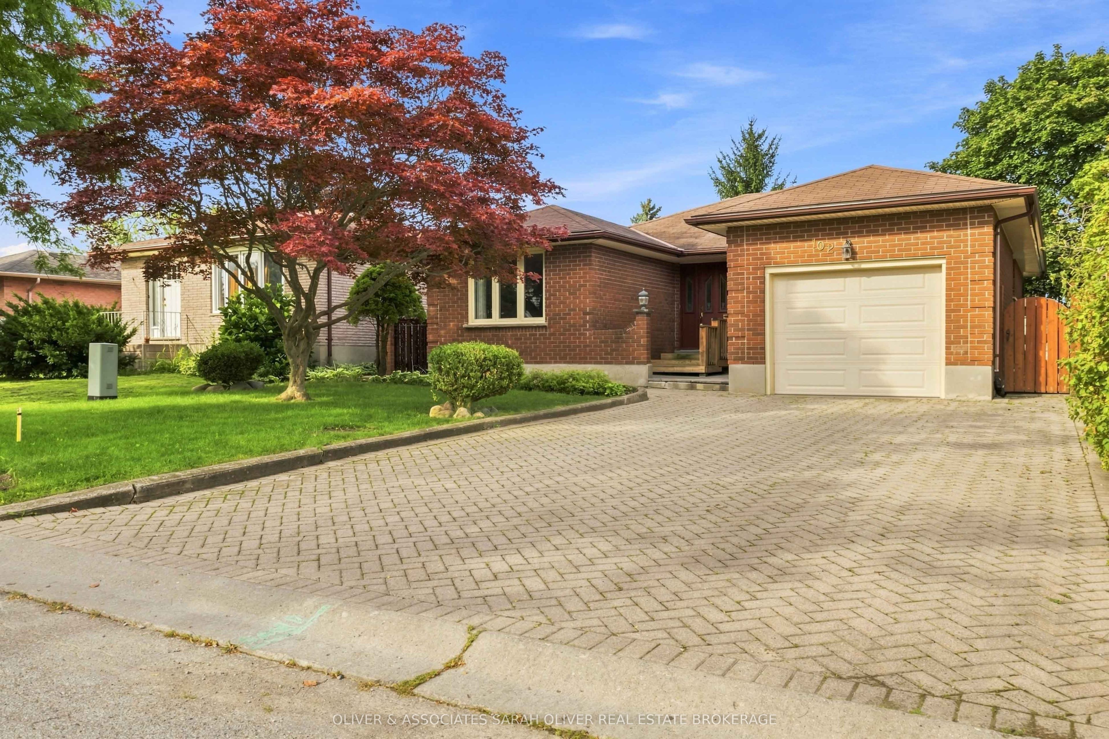 102 Ansondale Road, London South, ON N6C 5S8