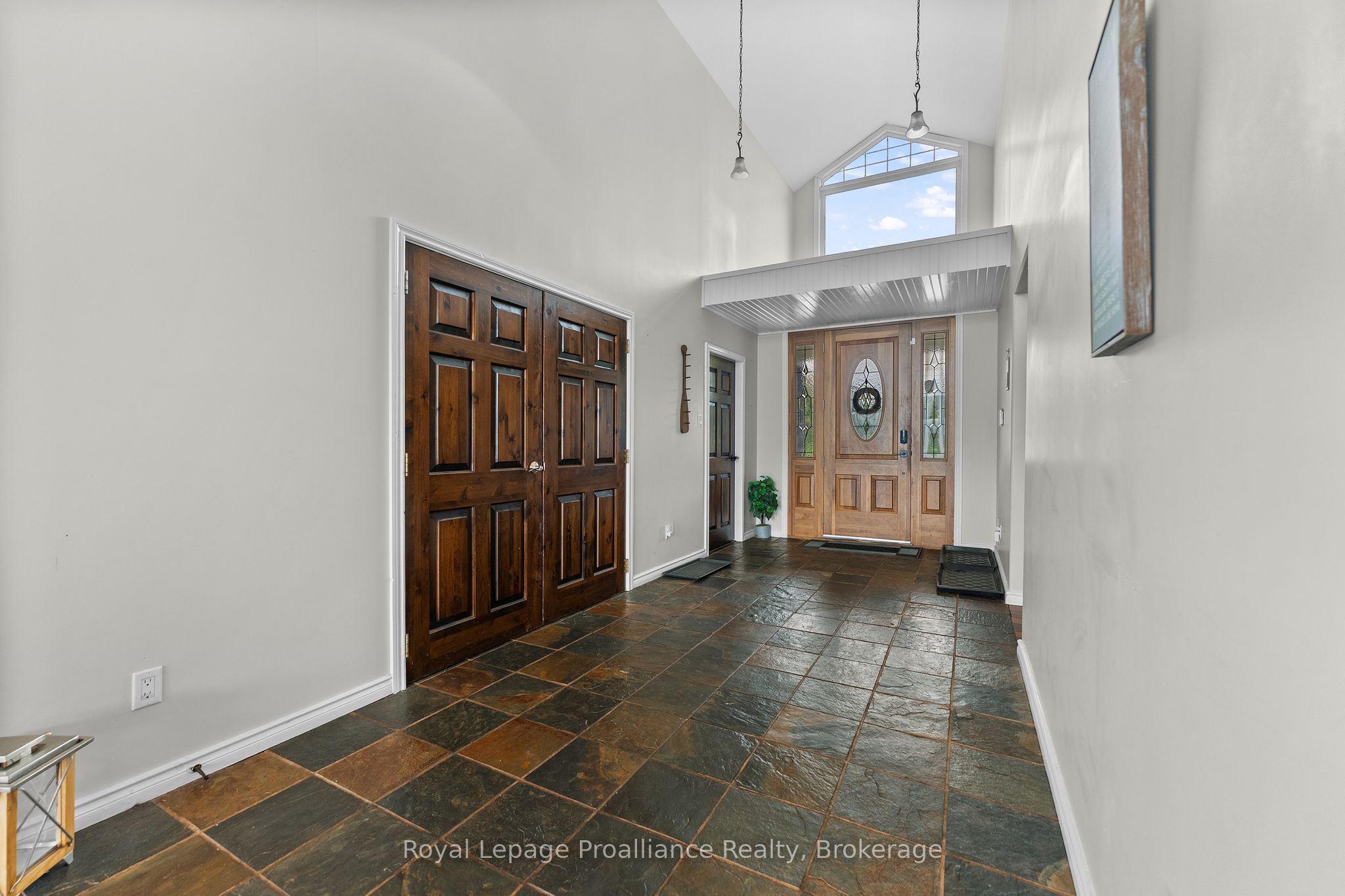 137 Lakeshore Drive, Madawaska Valley, ON K0J 1B0 photo 5