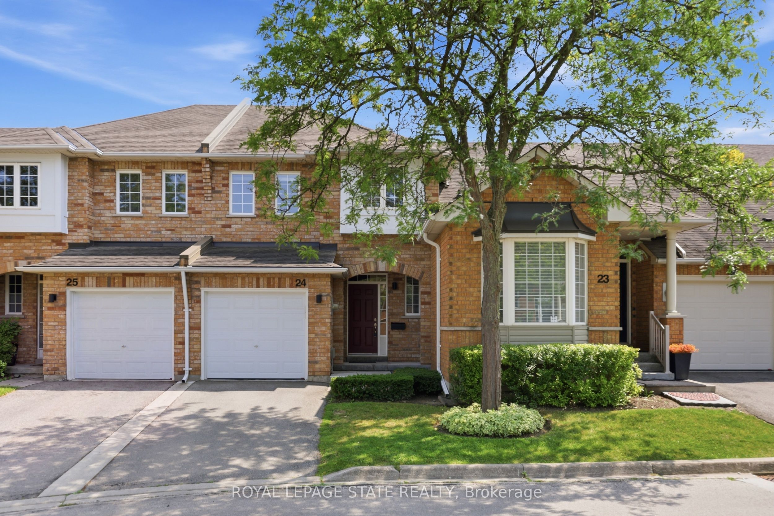 10 Davidson Boulevard 24, Hamilton, ON L9H 7N9 photo 2