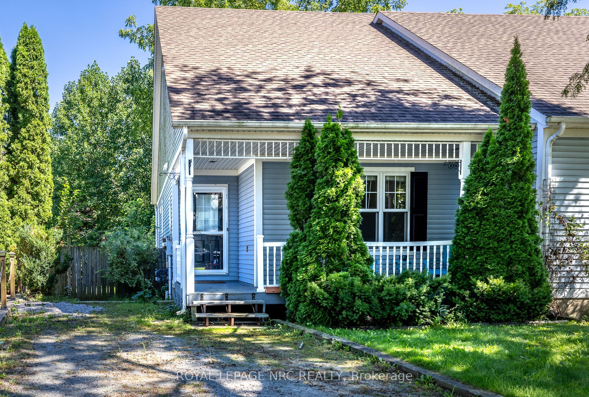 11 WILLVER Drive, St. Catharines, ON L2M 7Y1