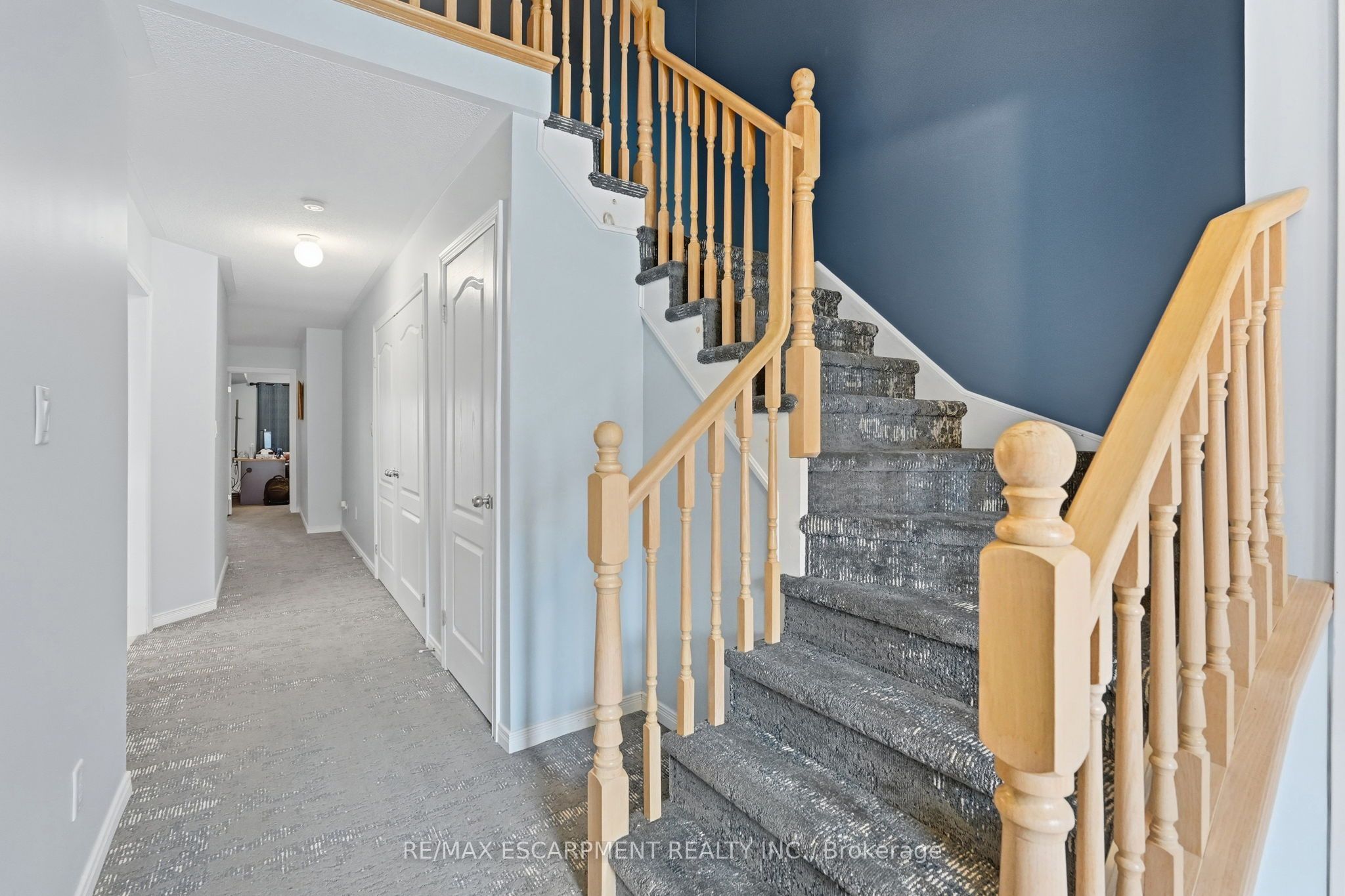 222 FELLOWES Crescent 2, Hamilton, ON L8B 0R1 photo 4