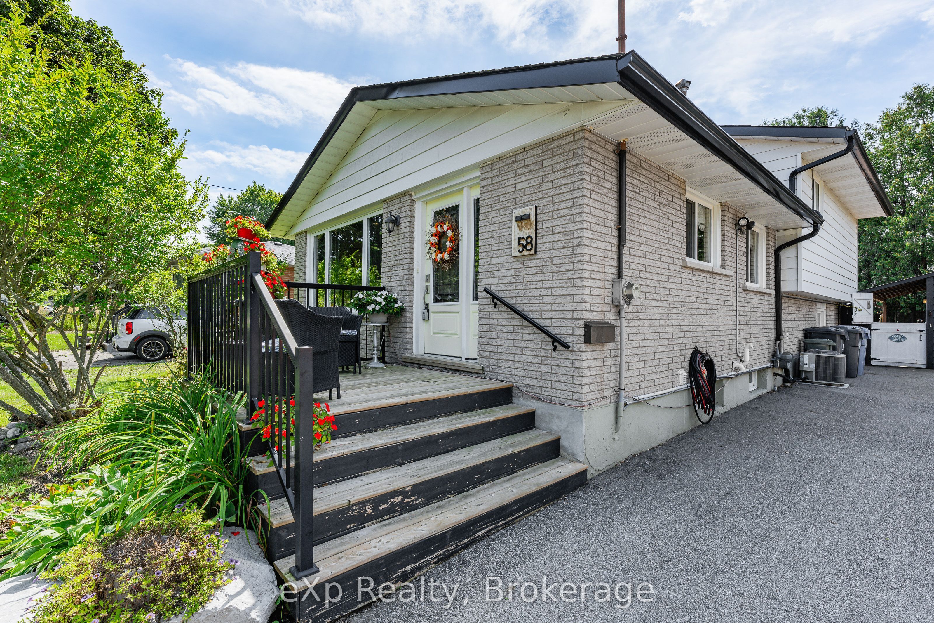 58 Cheltonwood Avenue, Guelph, ON N1E 4E3 photo 2