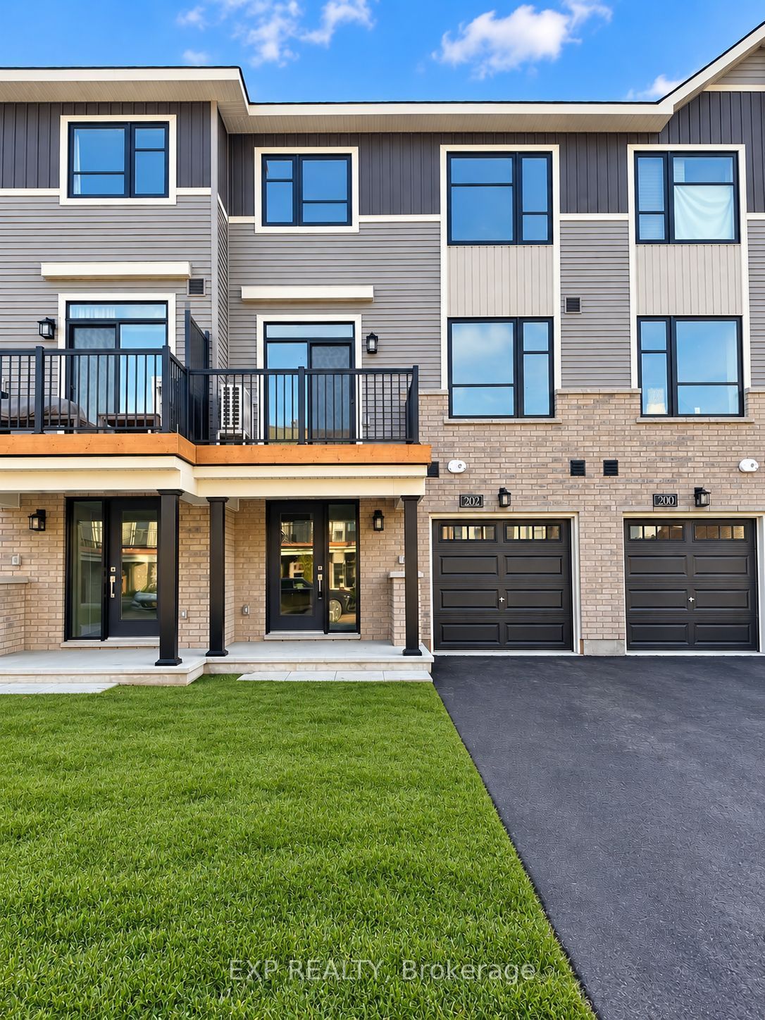 202 VISIONARY Lane N, Kanata, ON K2W 0M2 photo 2