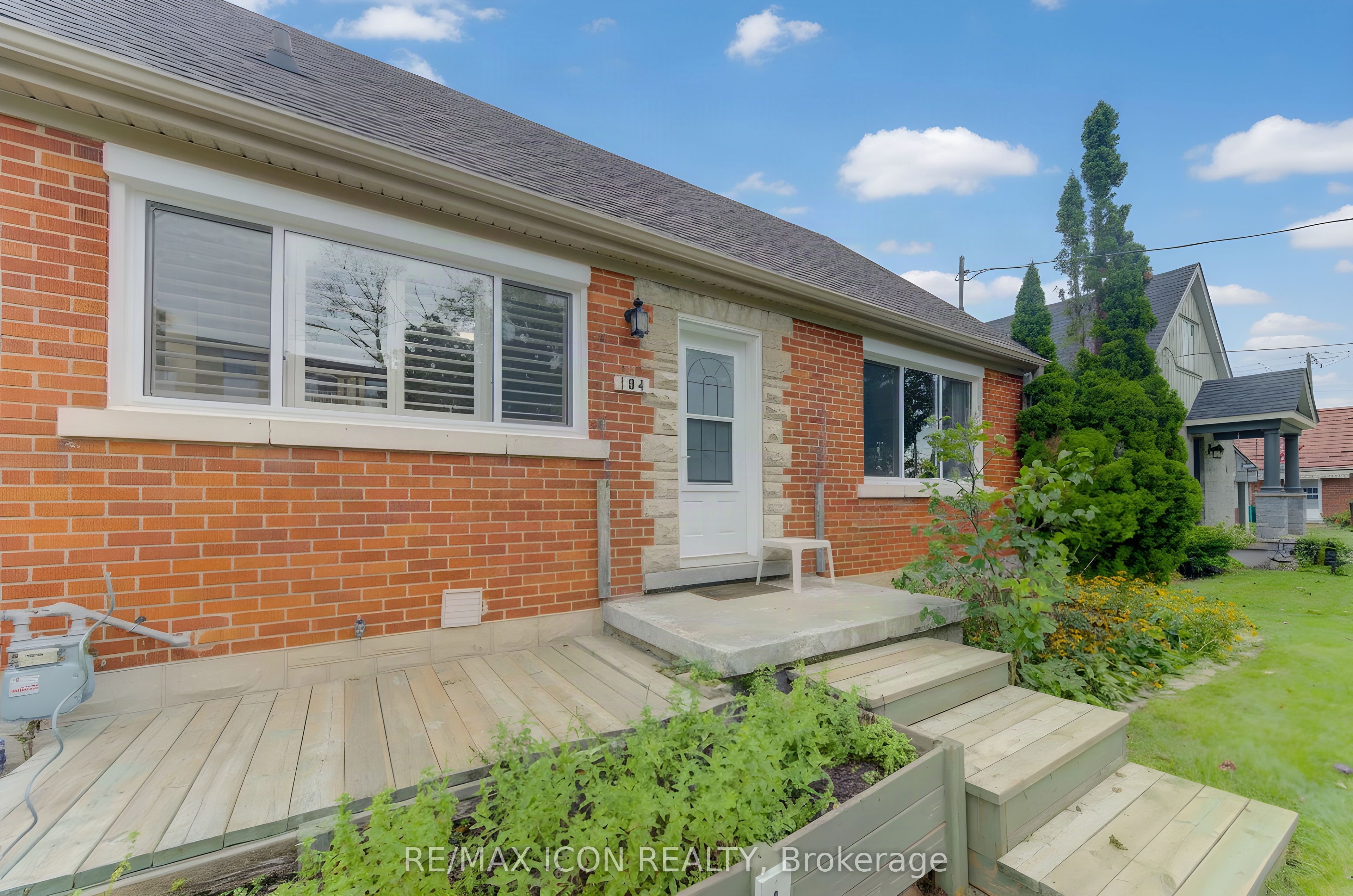 104 Mausser Avenue, Kitchener, ON N2M 3K5 photo 2