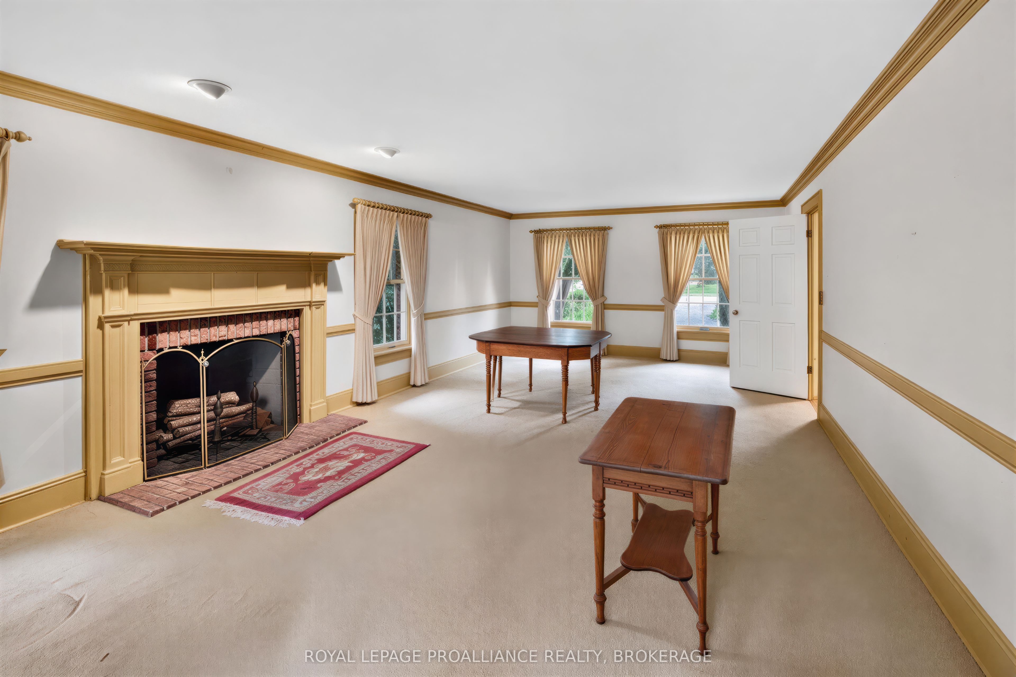 110 Lakeshore Boulevard, Kingston, ON K7M 0A5 photo 5