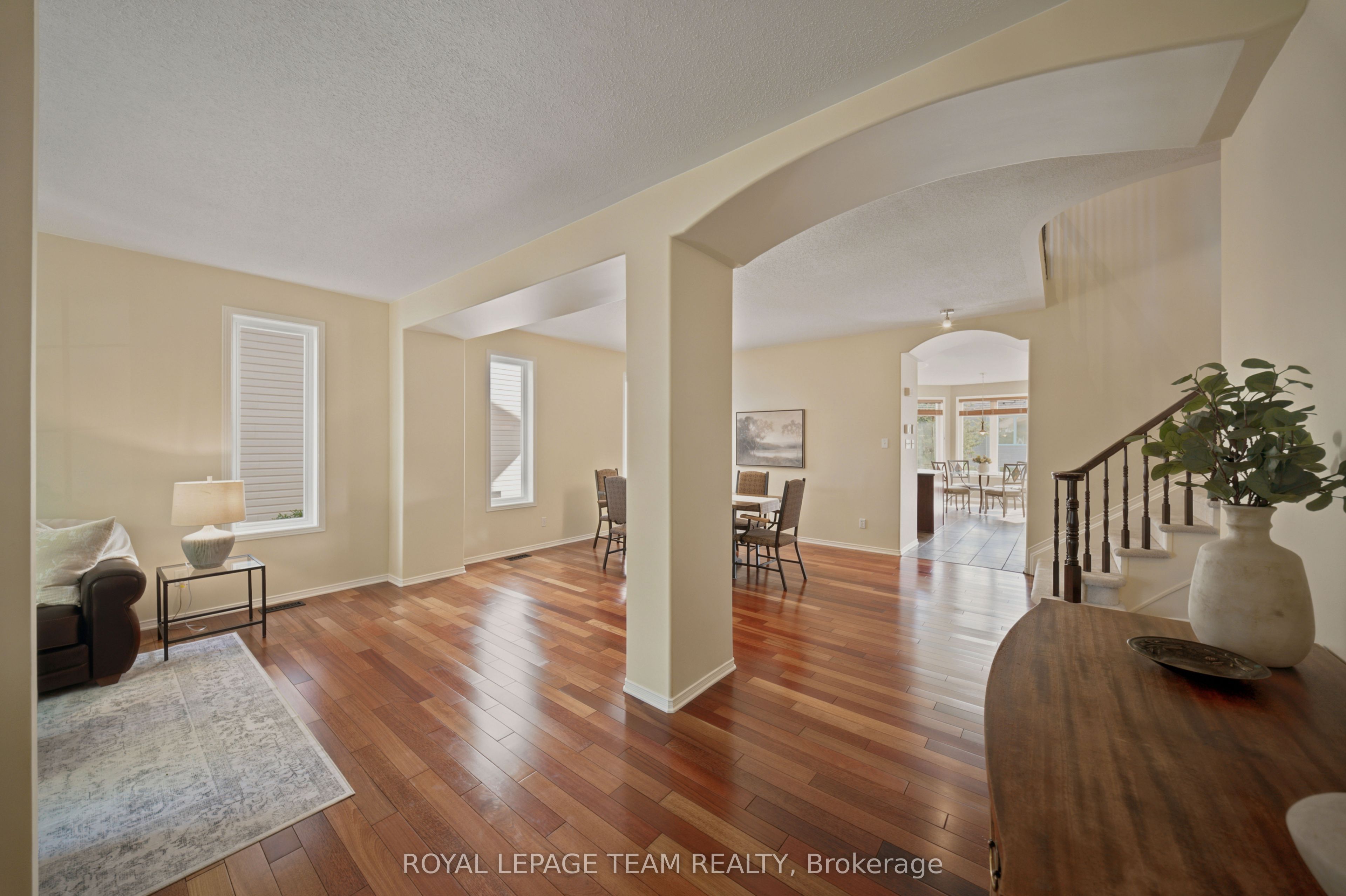 32 Glenrill Place, Kanata, ON K2M 2T5 photo 4