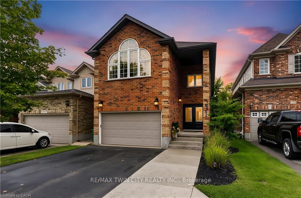 231 STEEPLERIDGE Street, Kitchener, ON N2P 2W1