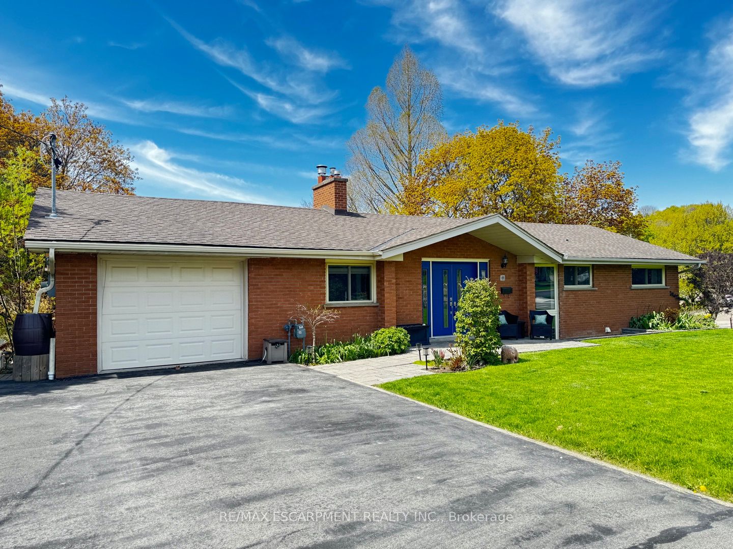 81 Thomson Drive, Hamilton, ON L8B 0G5 photo 3