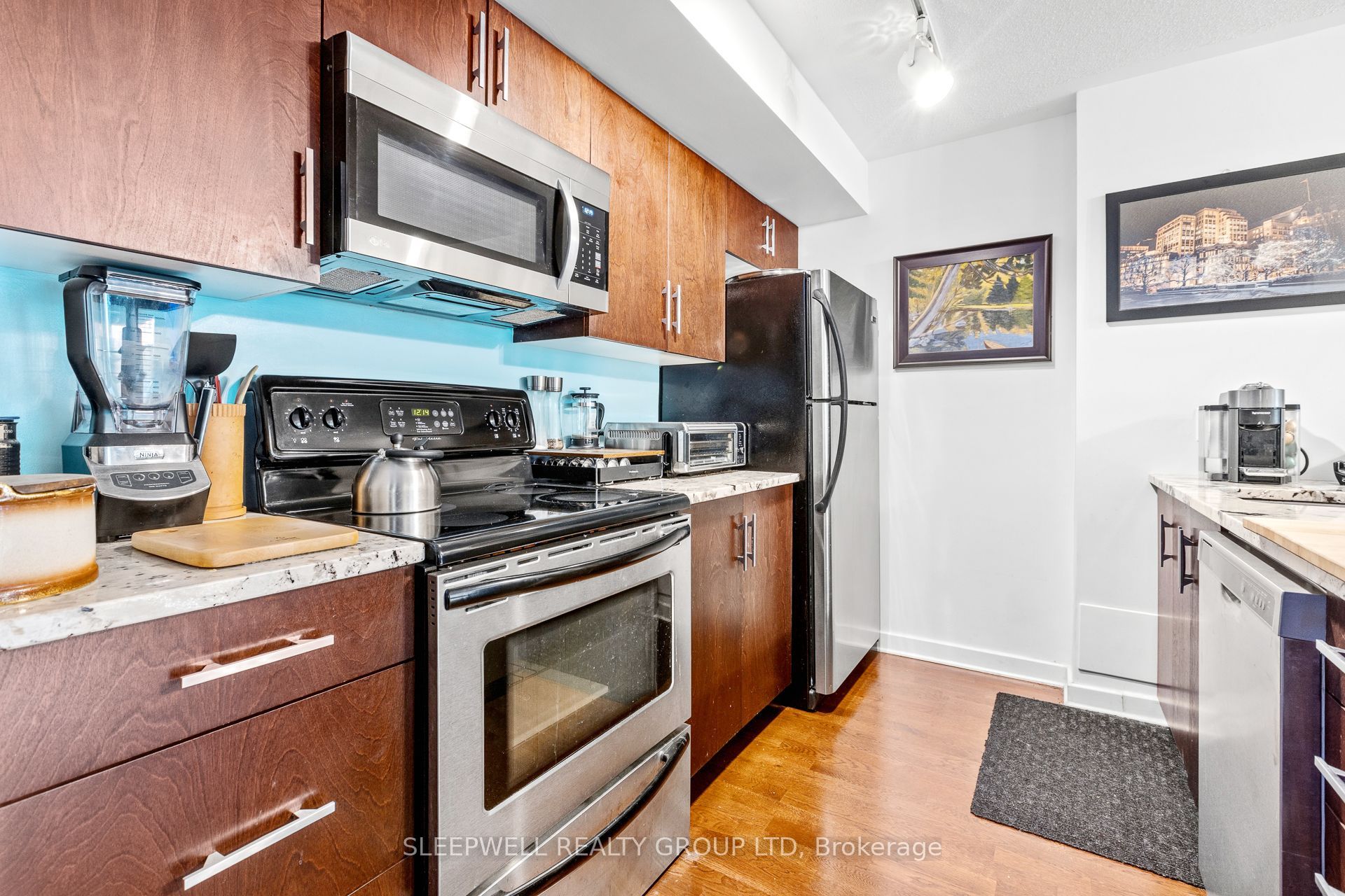 138 Somerset Street W 304, Ottawa Centre, ON K2P 0A3 photo 5