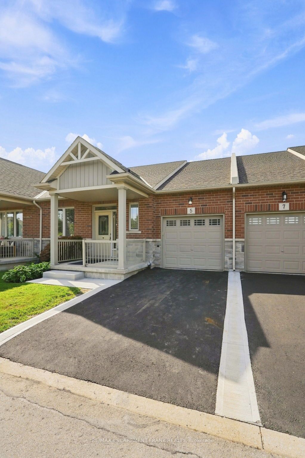 5 Murphy Lane, Hamilton, ON L0R 1C0 photo 3