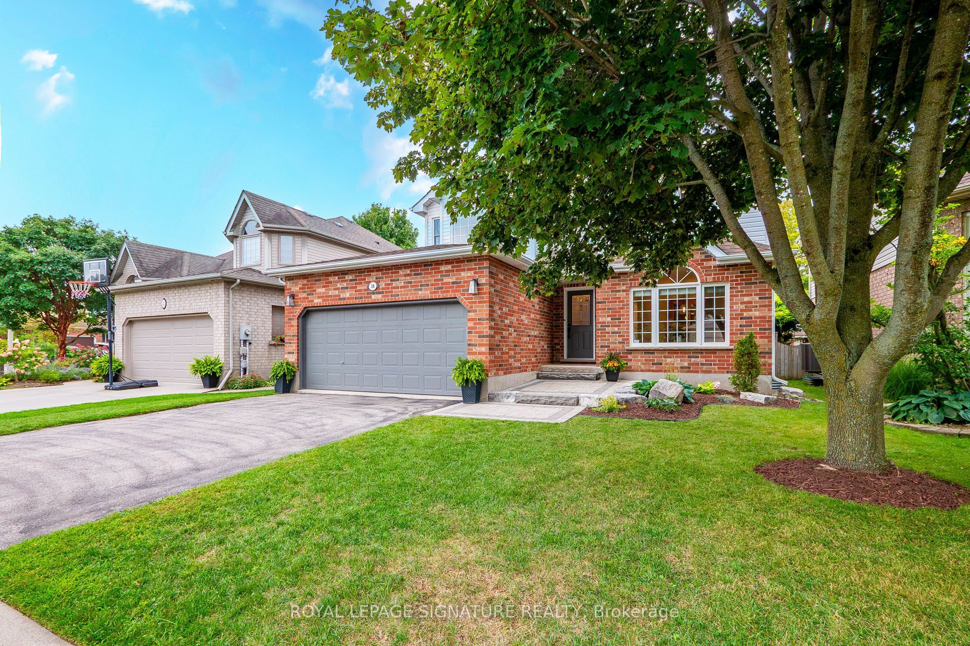 16 Pine Ridge Drive, Guelph, ON N1L 1K3 photo 2