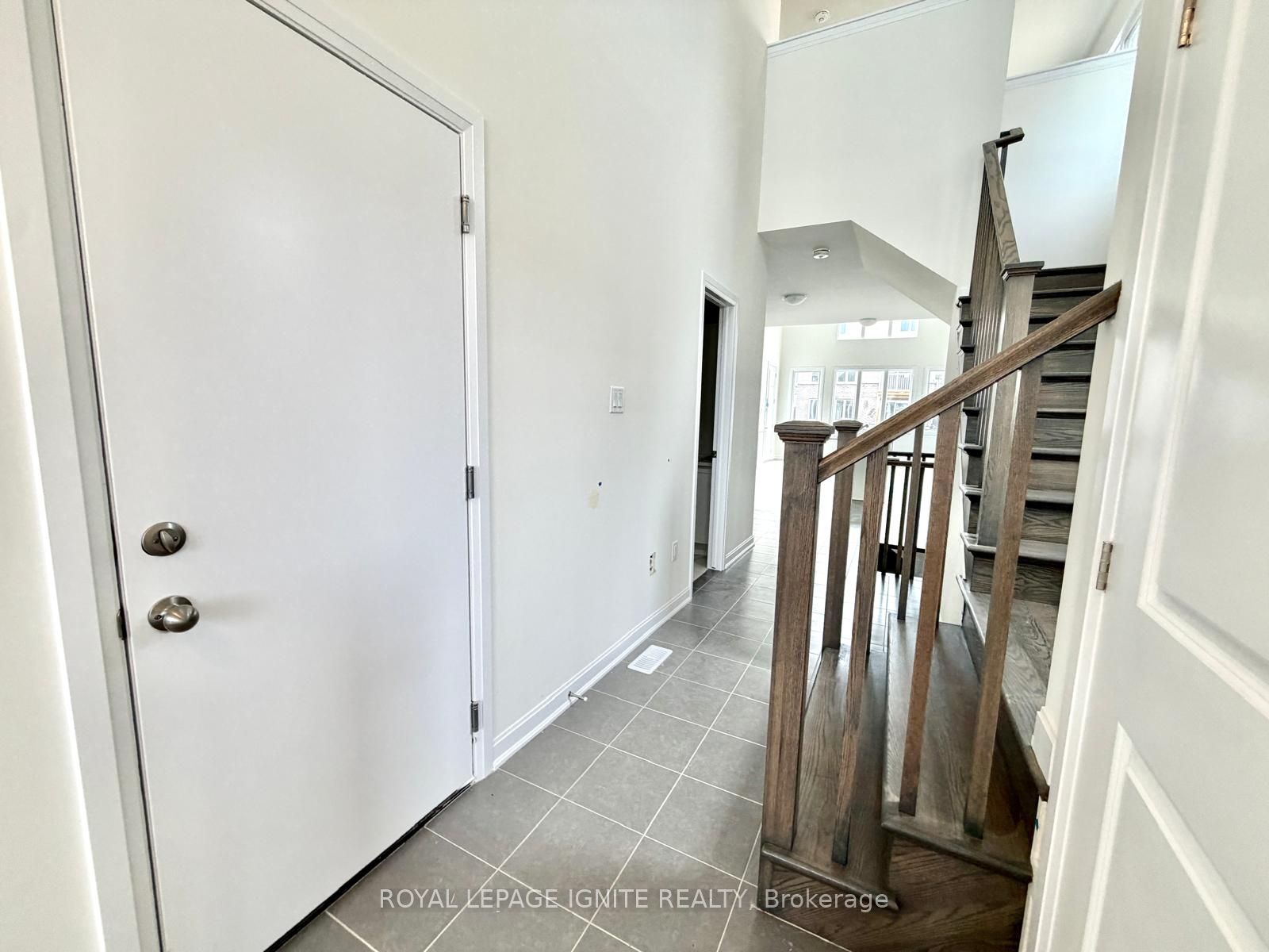 21 Royal Oak Crescent, Loyalist, ON K0H 1G0 photo 5