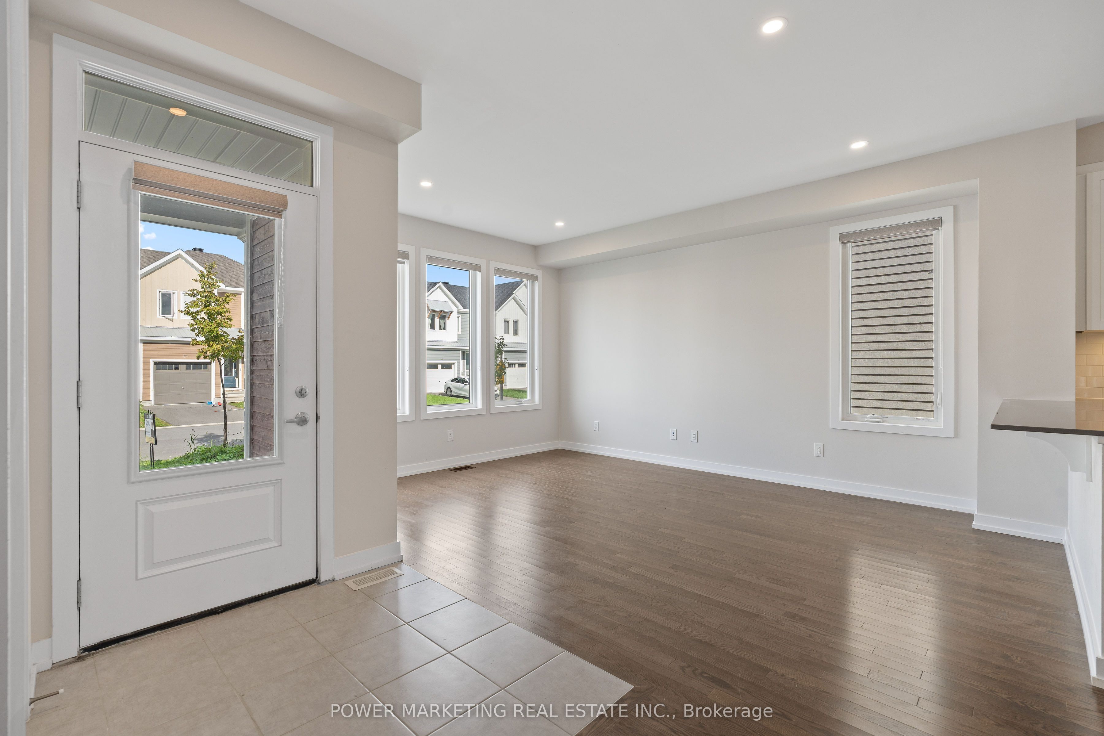 35 Chasing Grove, Stittsville - Munster - Richmond, ON K0A 2Z0 photo 3