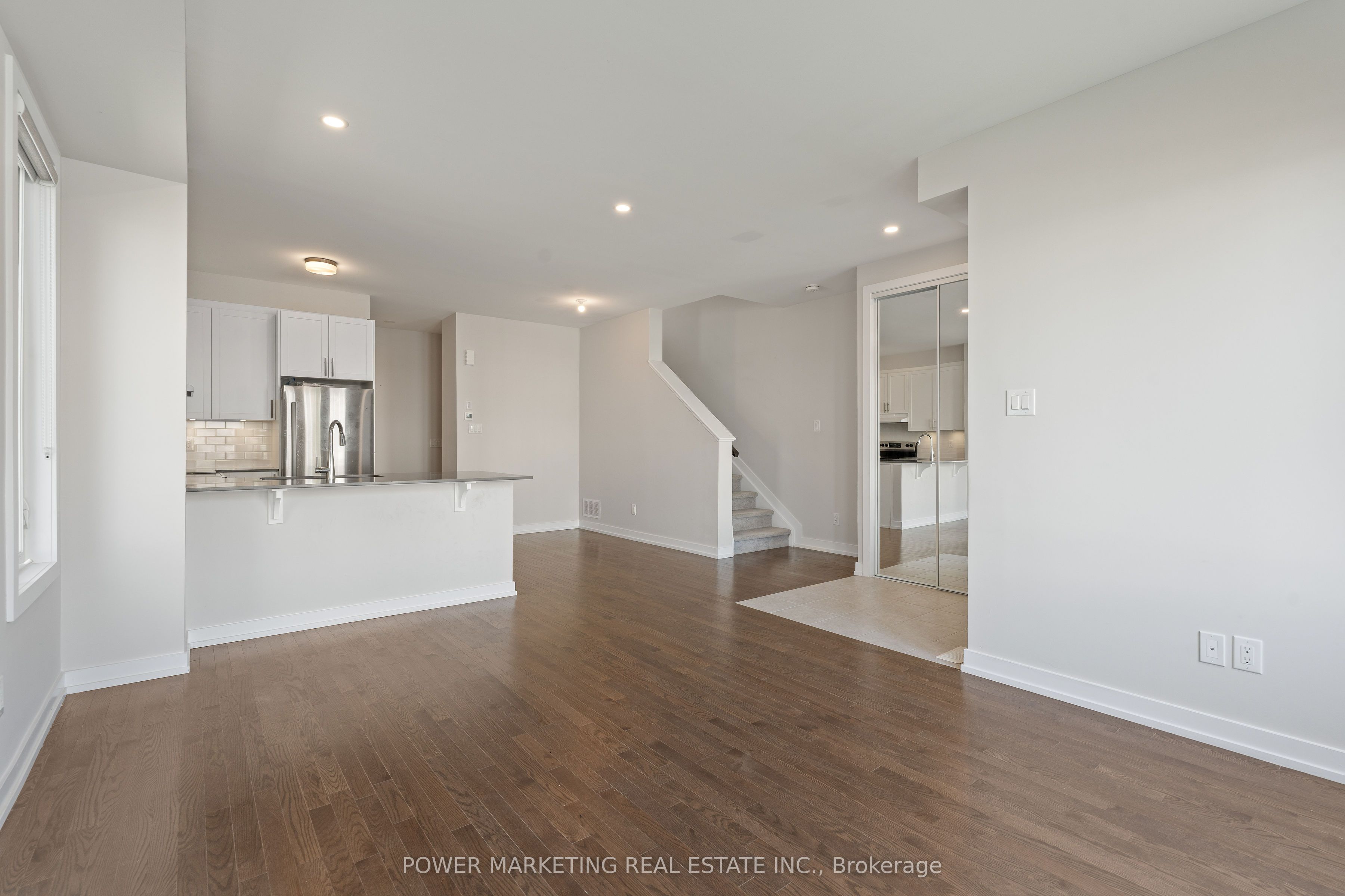 35 Chasing Grove, Stittsville - Munster - Richmond, ON K0A 2Z0 photo 5