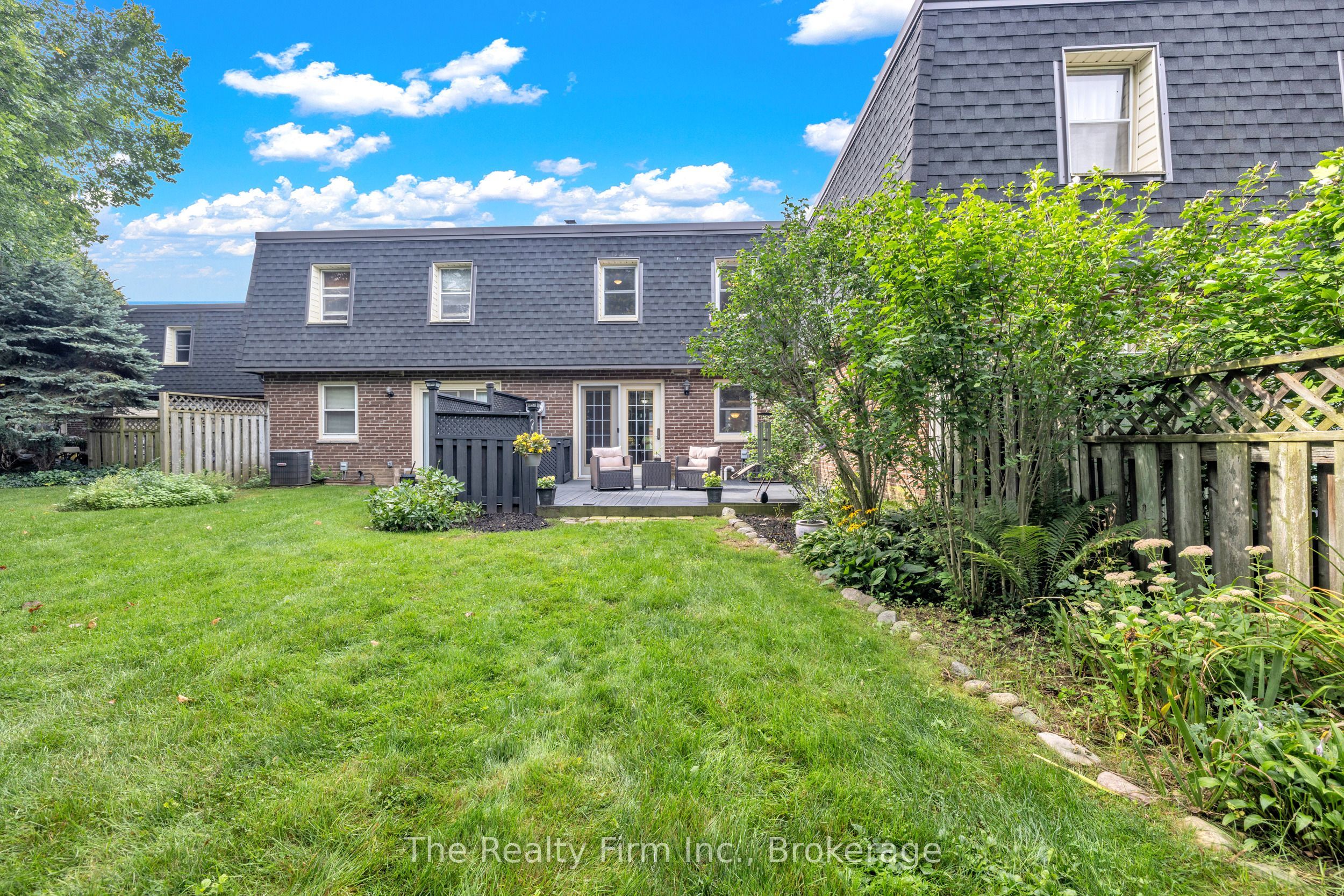 598 Durham Crescent 12, Woodstock, ON N4S 5X3 photo 2