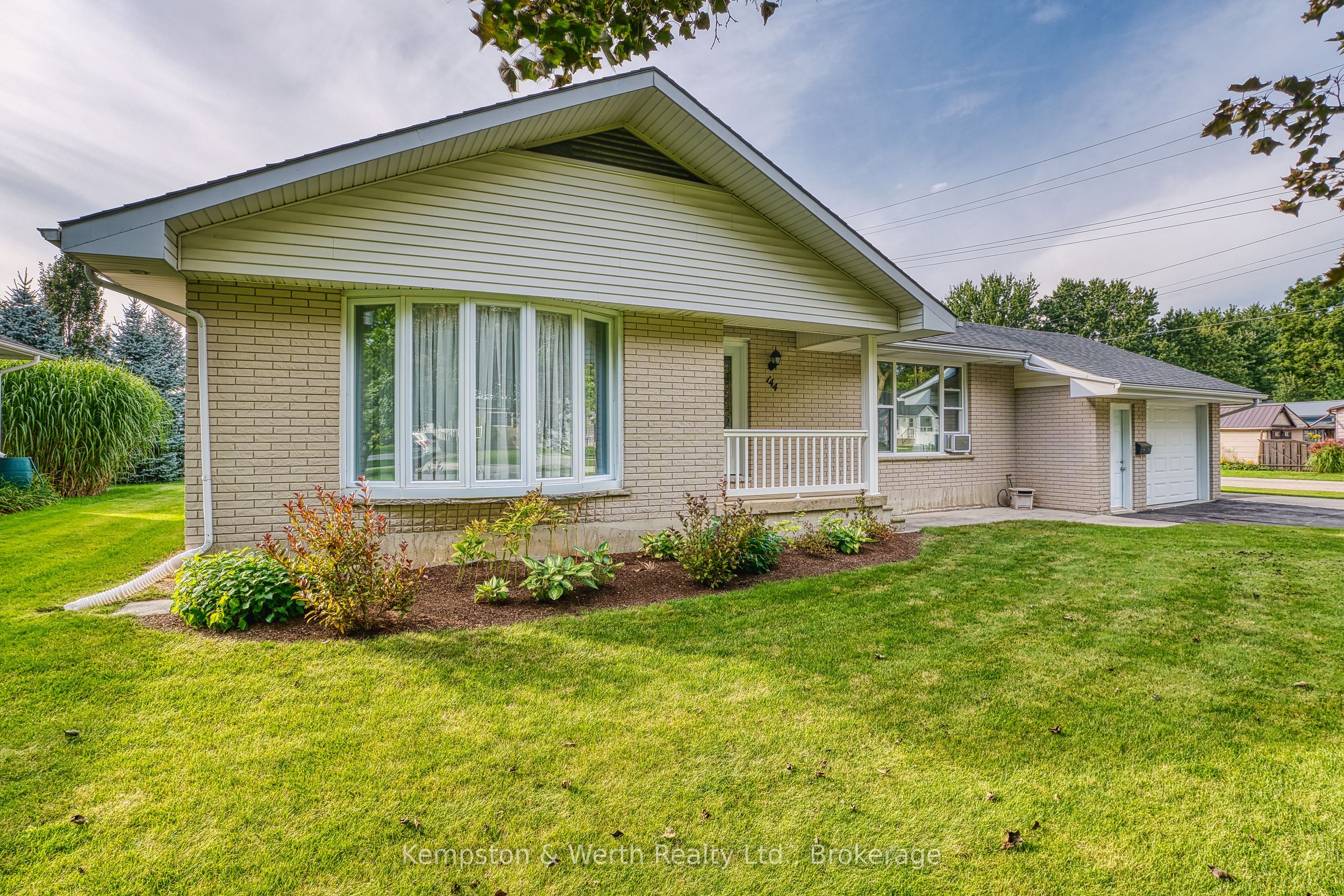 144 King Street, North Perth, ON N0G 1B0 photo 4