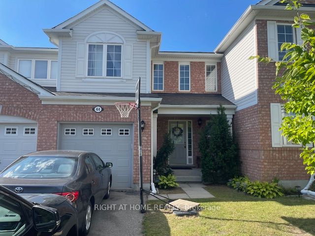 44 Senior Crescent, Cambridge, ON N1T 2K6
