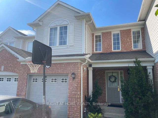 44 Senior Crescent, Cambridge, ON N1T 2K6 photo 2