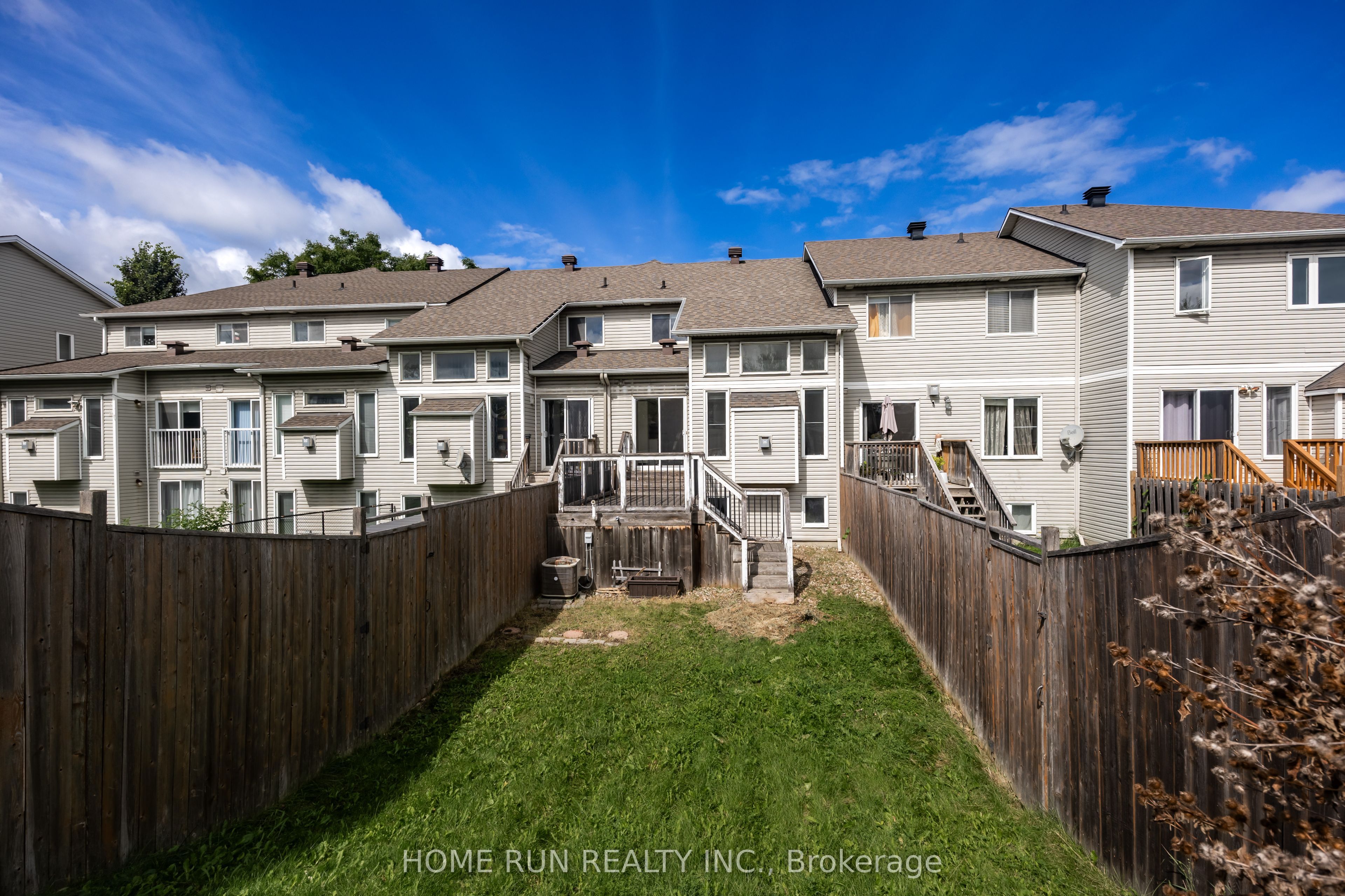 89 Gray Crescent, Kanata, ON K2K 3J7 photo 4