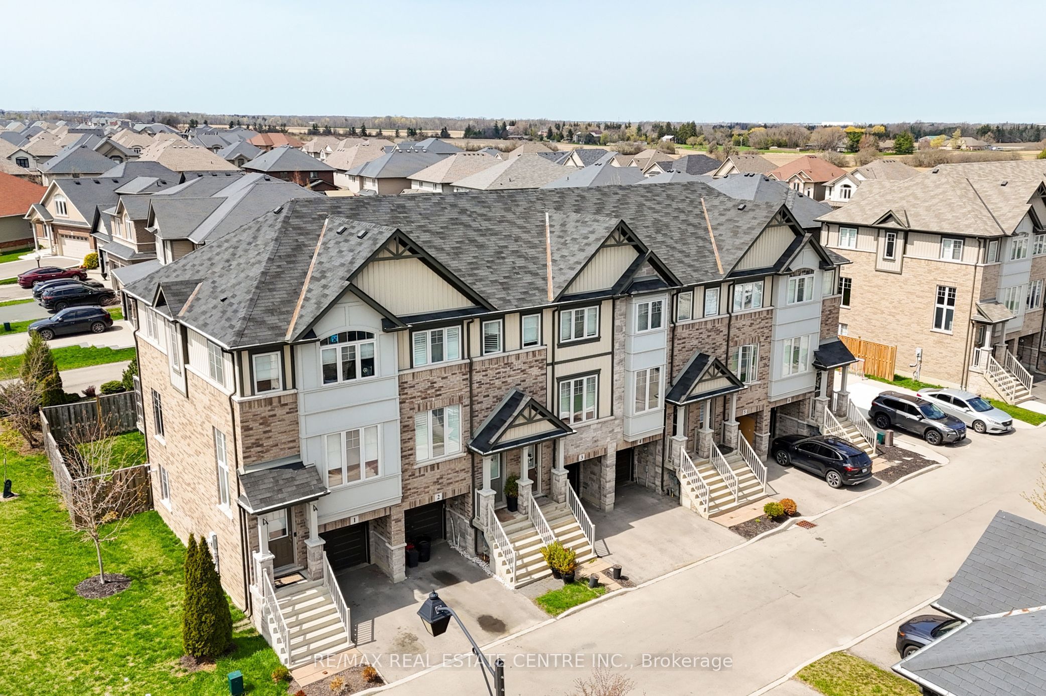 247 Festival Way 4, Hamilton, ON L0R 1C0 photo 3