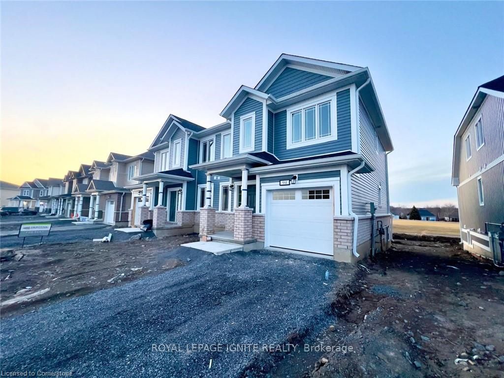 94 Golf Links Drive, Loyalist, ON K0H 1G0 photo 3