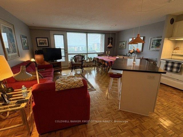 3100 Carling Avenue 817, Crystal Bay - Rocky Point - Bayshore, ON K2B 6J6 photo 3