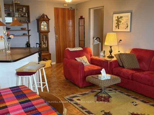 3100 Carling Avenue 817, Crystal Bay - Rocky Point - Bayshore, ON K2B 6J6 photo 5