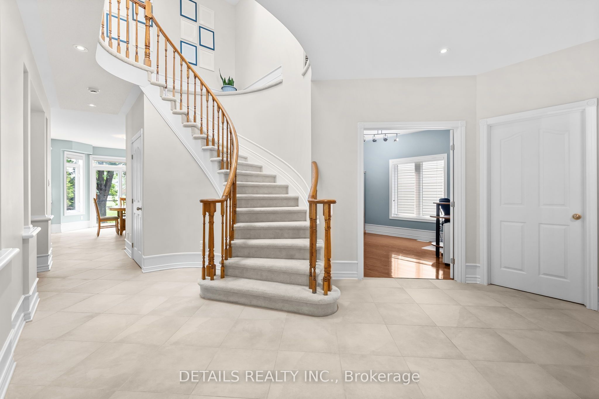 30 Cedar Valley Drive, Kanata, ON K2M 3A1 photo 4