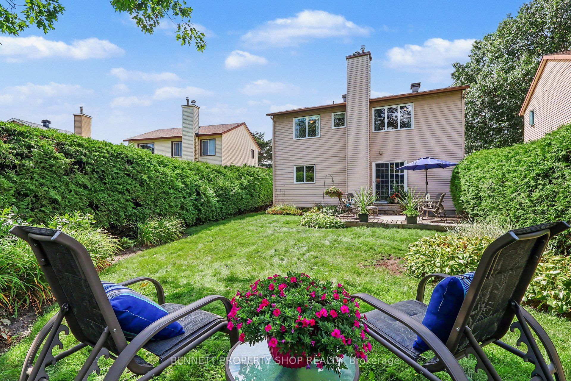 44 Farm Gate Crescent, Cityview - Parkwoods Hills - Rideau Shore, ON K2E 7N7 photo 3