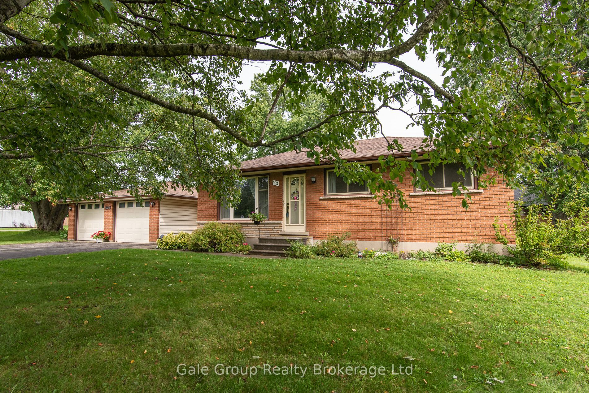 20 GEORGE Street E, East Zorra-Tavistock, ON N0J 1M0