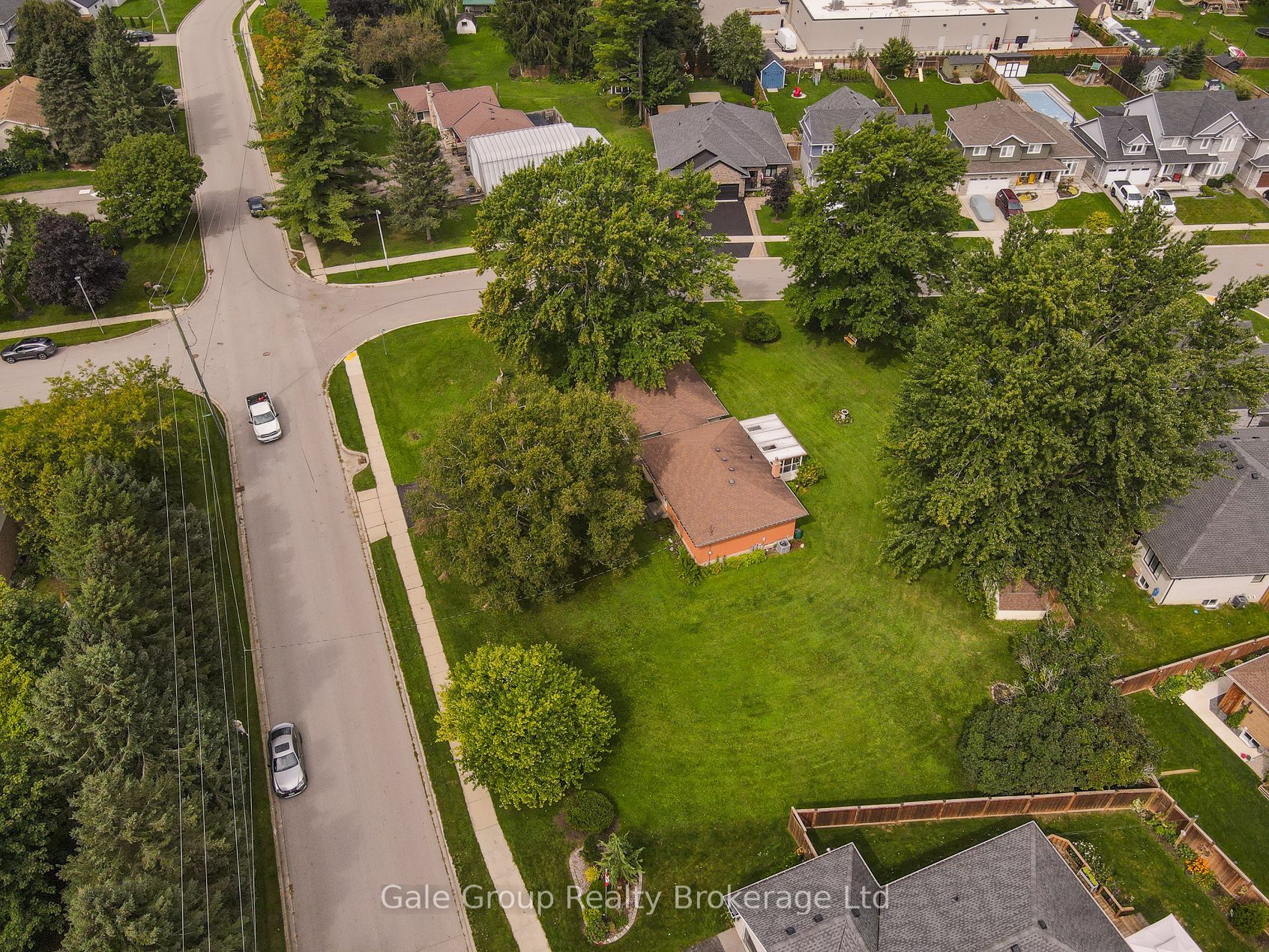 20 GEORGE Street E, East Zorra-Tavistock, ON N0J 1M0 photo 4