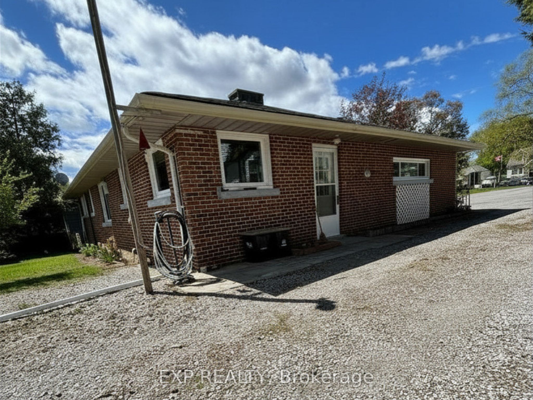 517 Norfolk Street S, Norfolk, ON N3Y 2X6 photo 3
