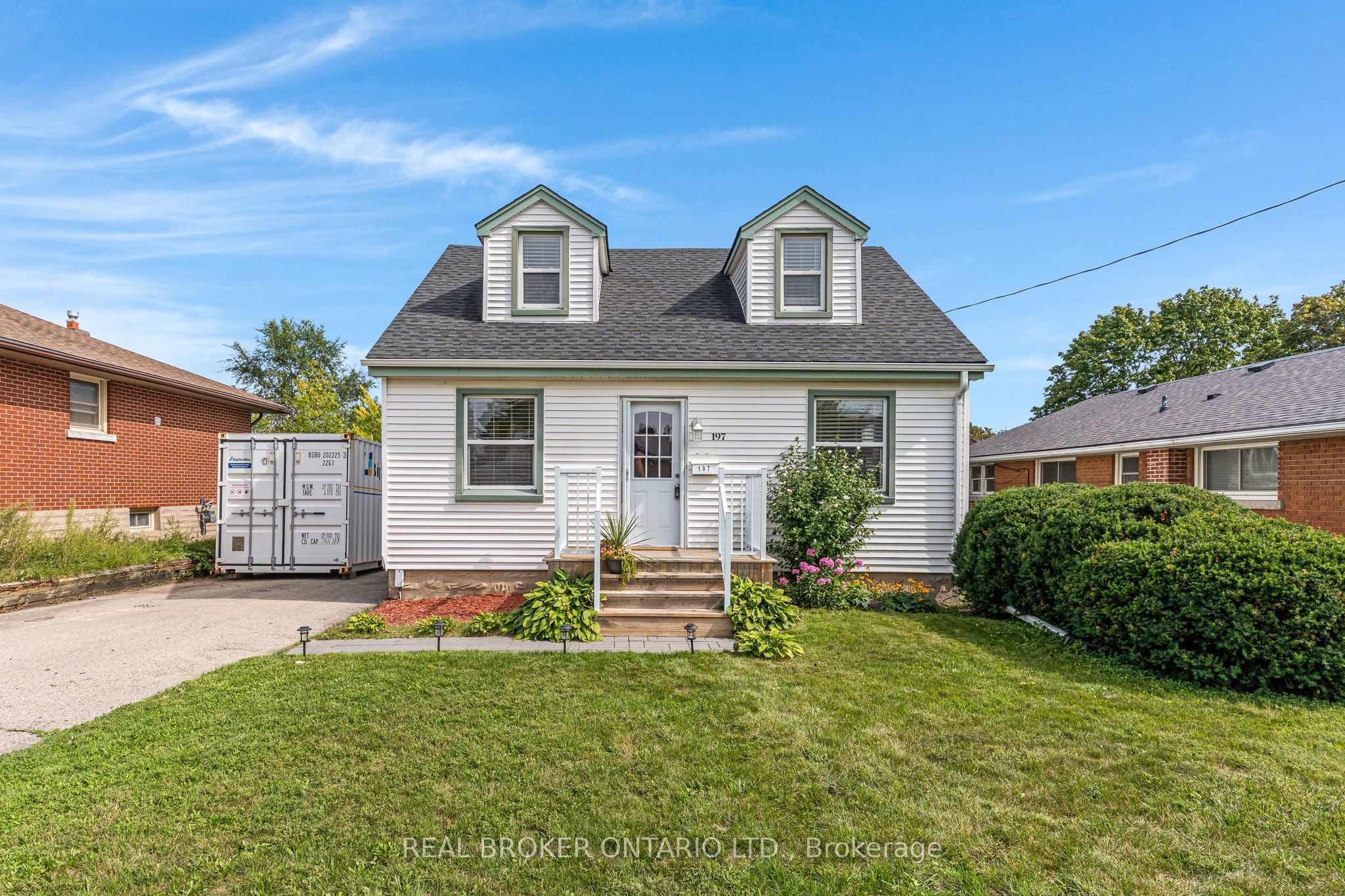 197 Ninth Avenue, Kitchener, ON N2C 1S9