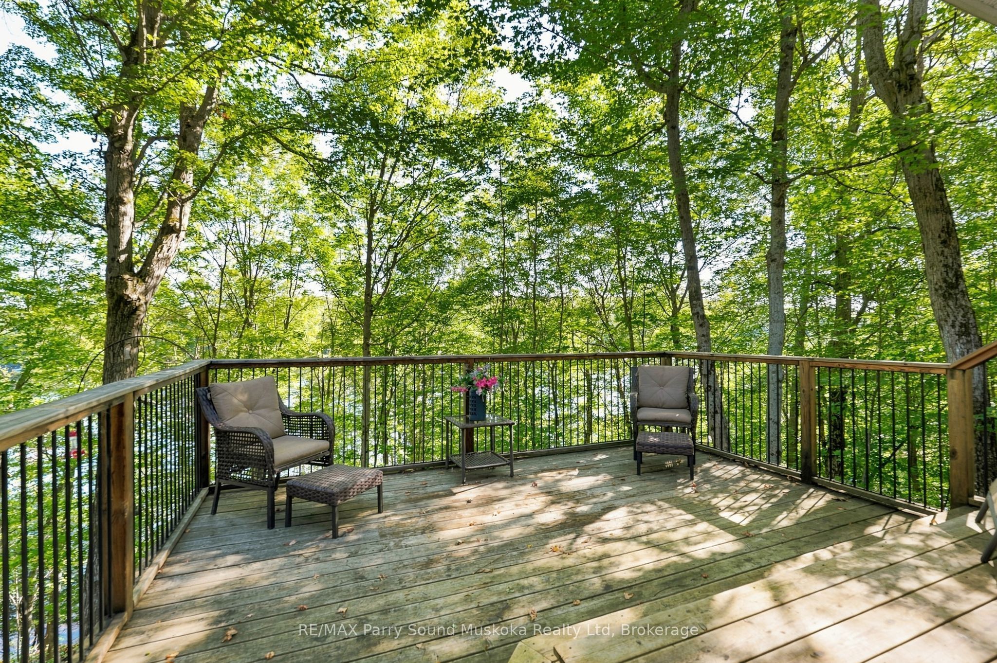 621 Deer Run Road, Magnetawan, ON P0A 1C0 photo 3