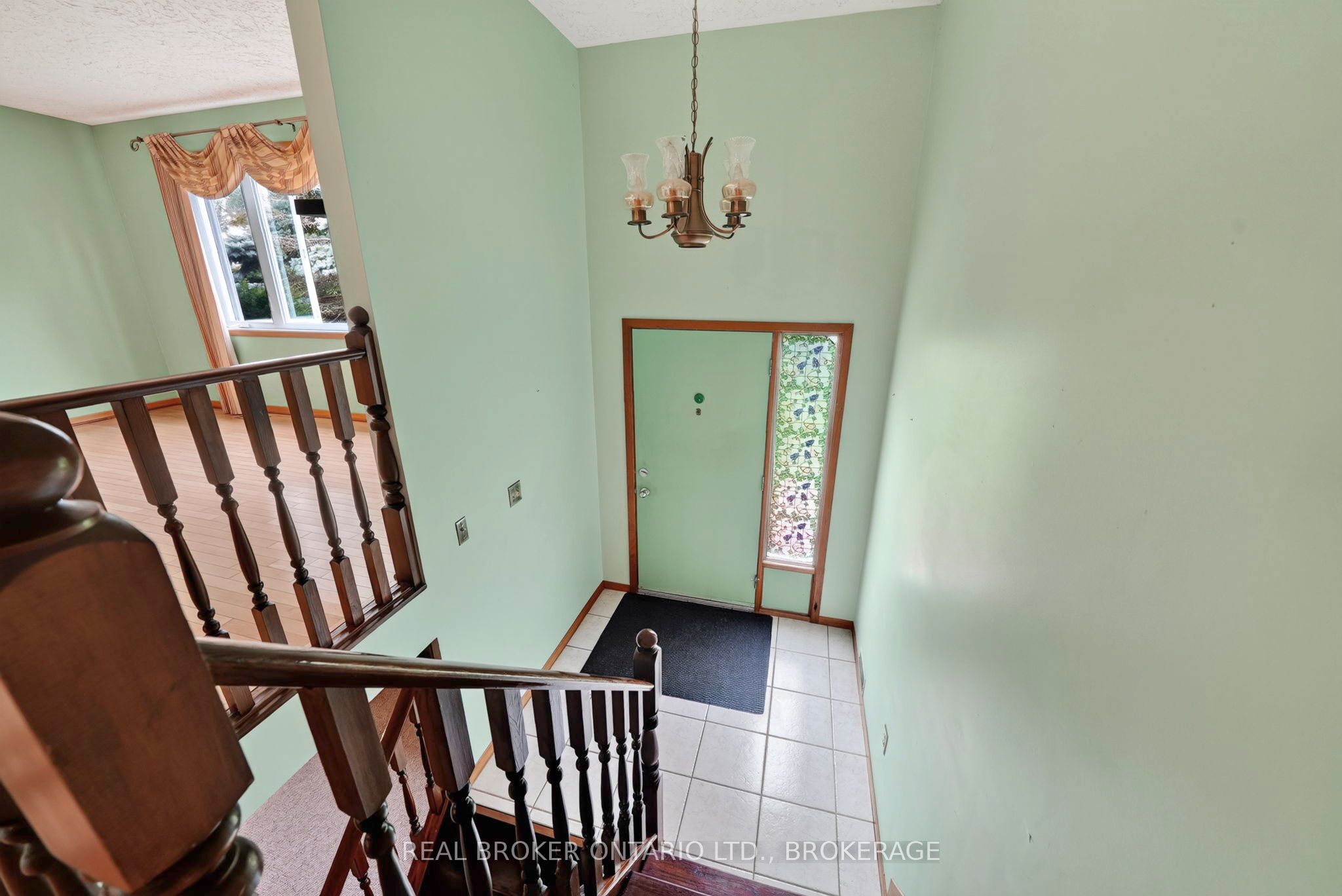 4 Loyalist Crescent, South Stormont, ON K0C 1M0 photo 2