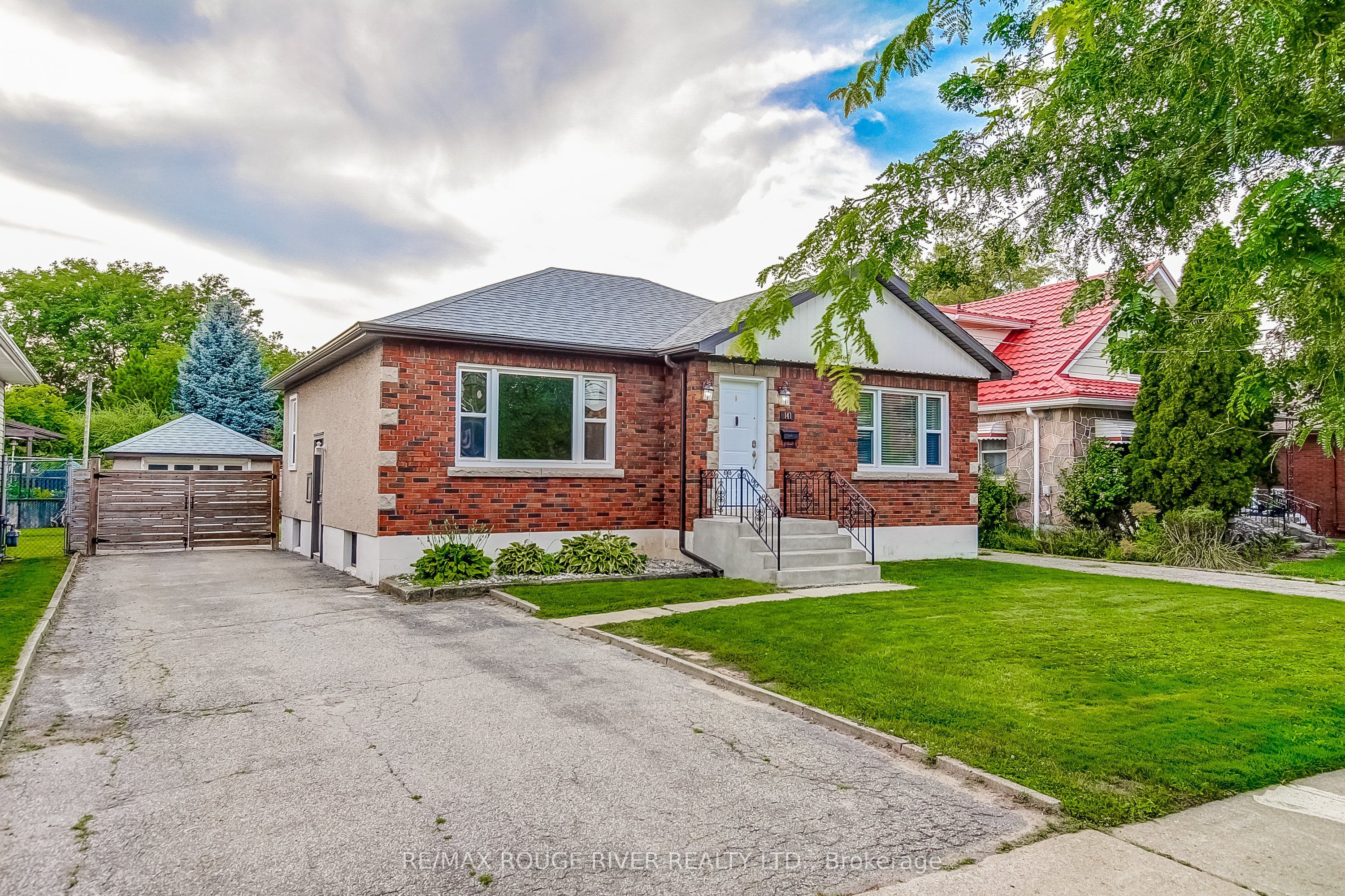 141 Haig Street, St. Catharines, ON L2R 7G8