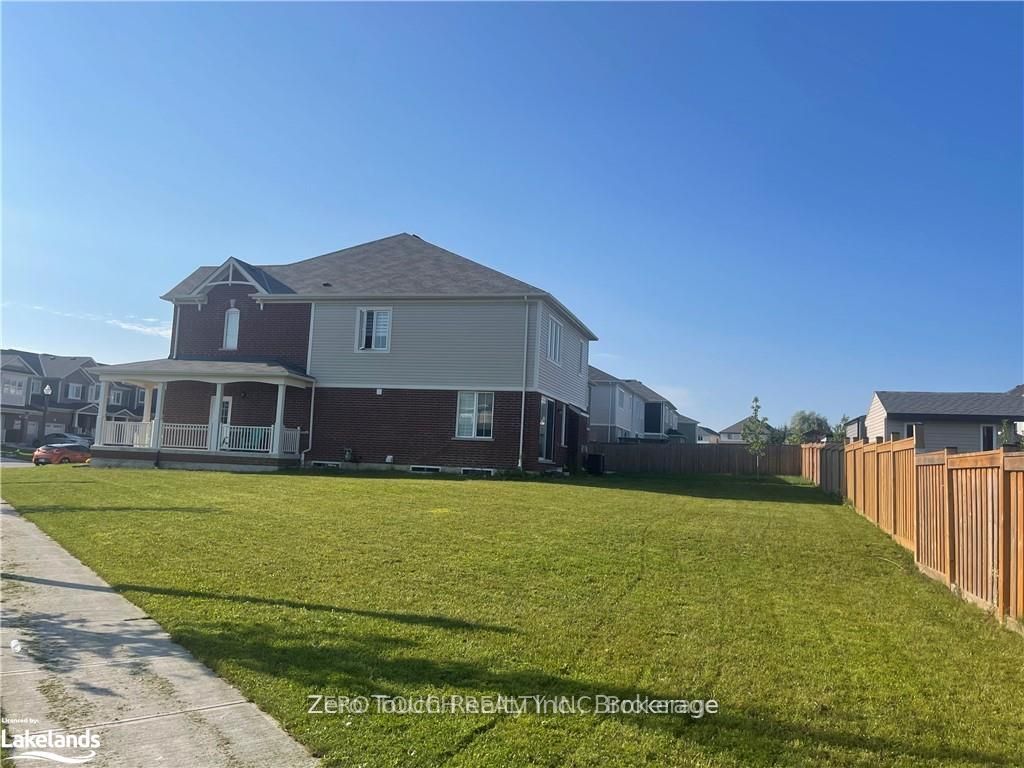 Upper - 127 Watermill Street W, Kitchener, ON N2P 0H3 photo 2