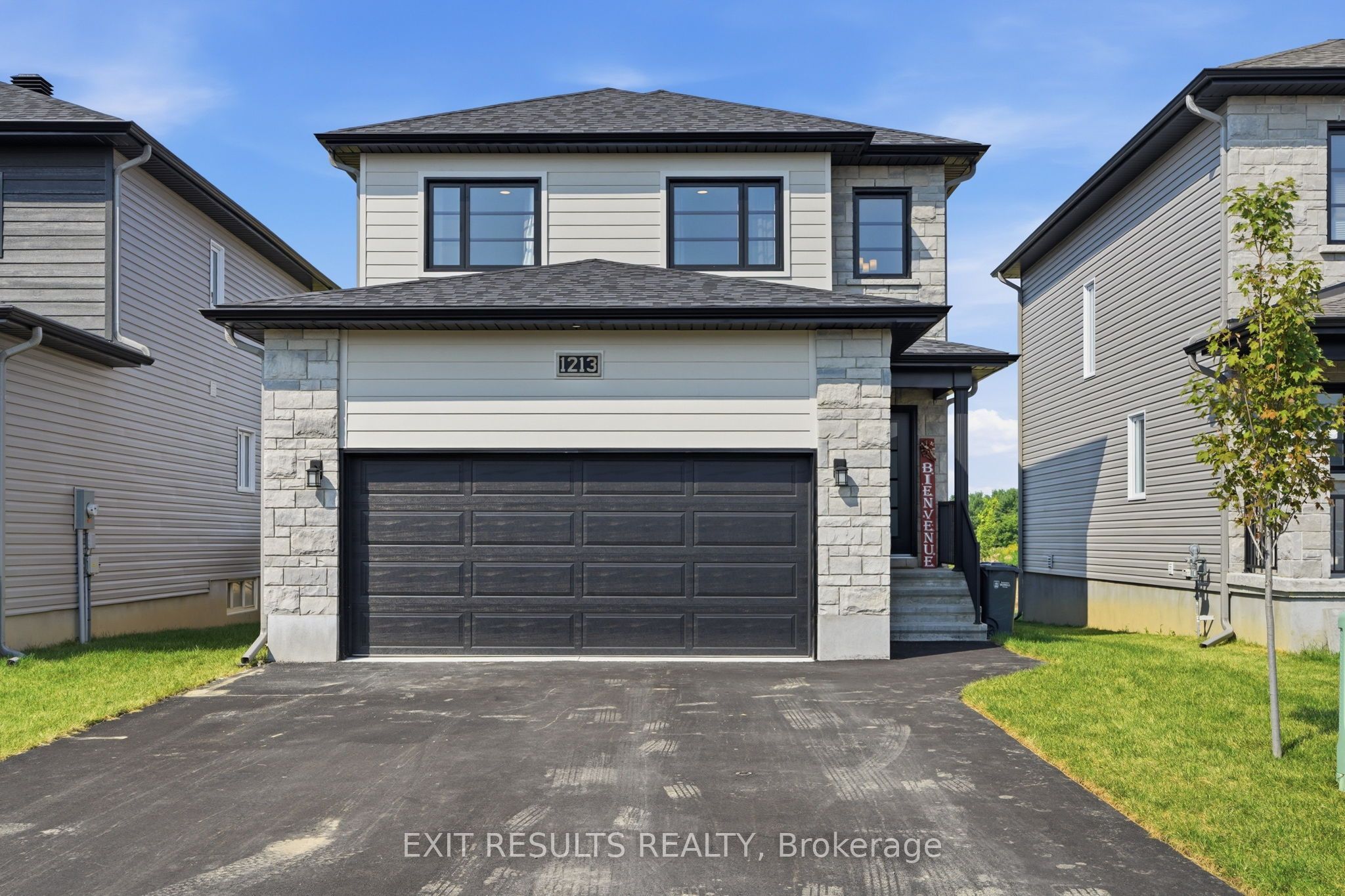 1213 Montblanc Crescent, Russell, ON K0A 1W1