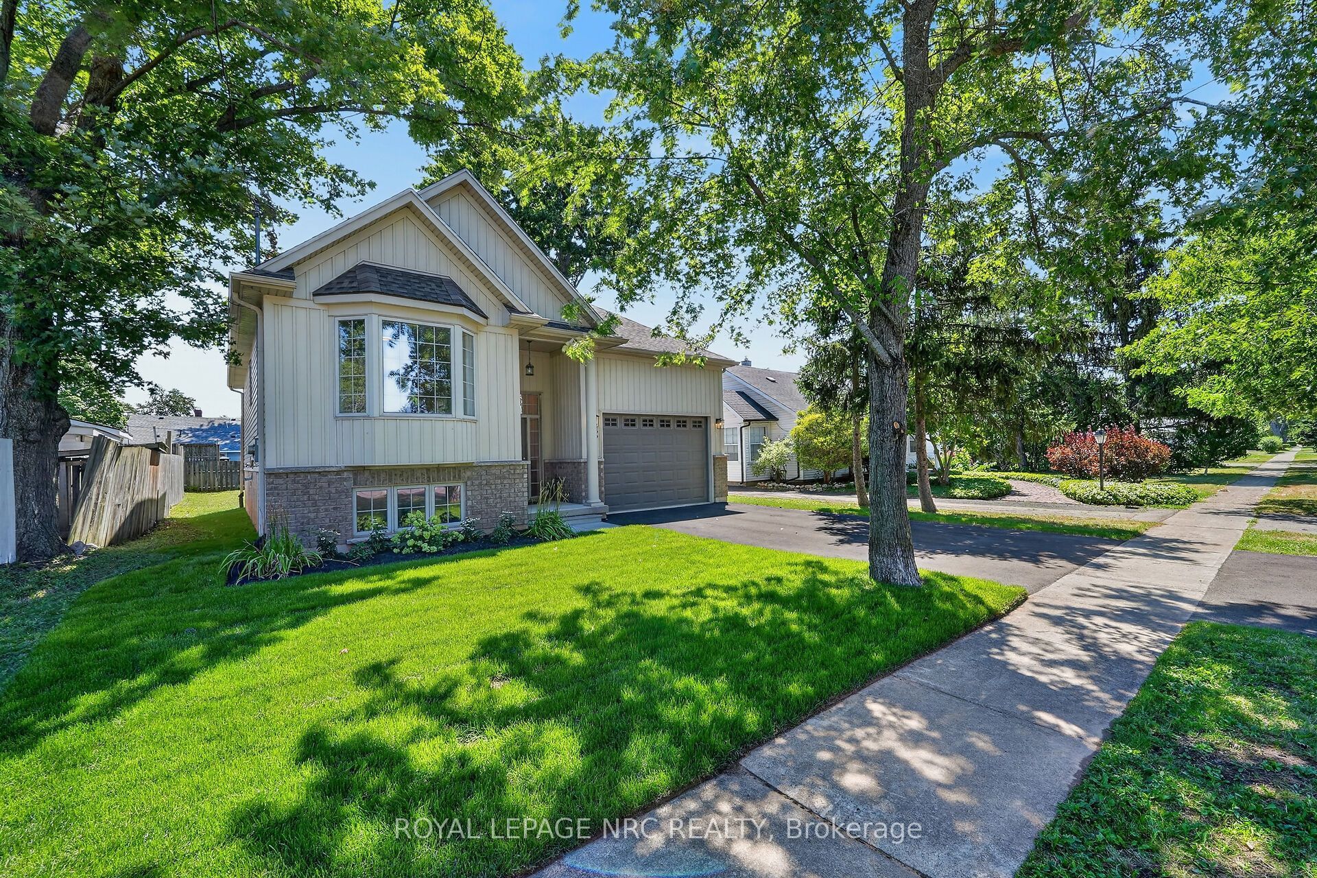 456 DAYTONA Drive, Fort Erie, ON L2A 4Y9 photo 5