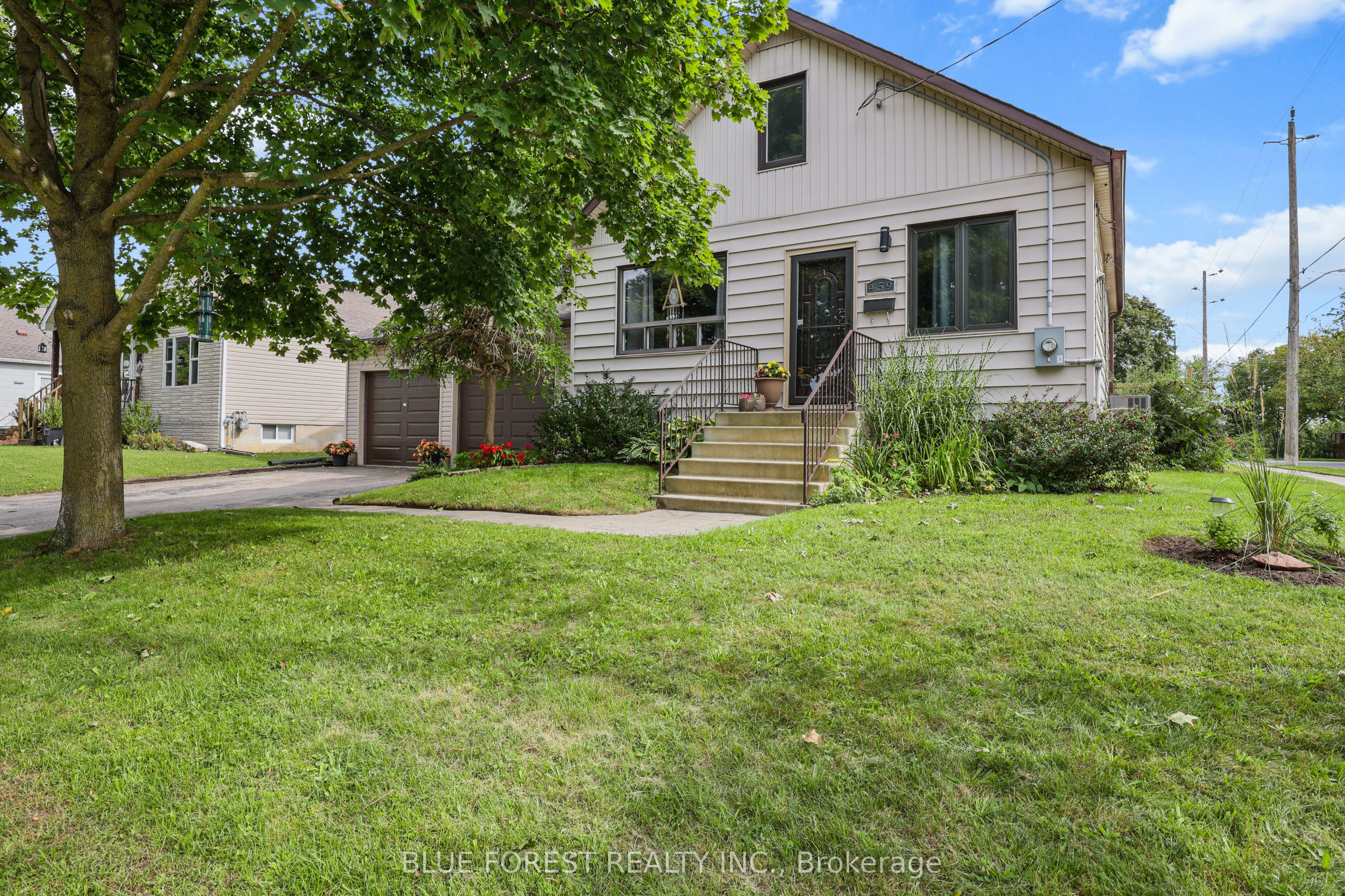 459 Salisbury Street, London East, ON N5Y 3B4 photo 2