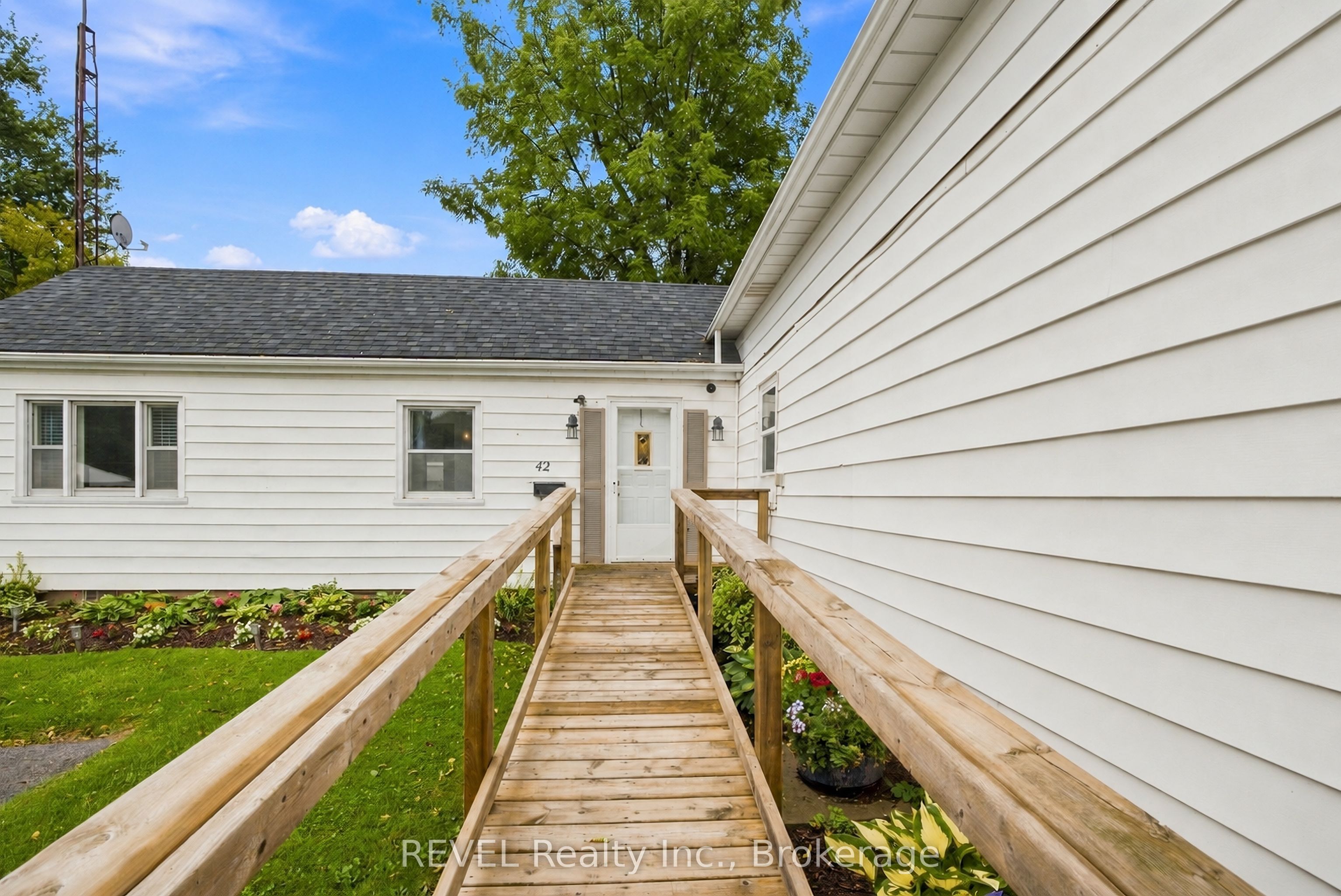 42 Wildwood Road, St. Catharines, ON L2M 6Z8 photo 3