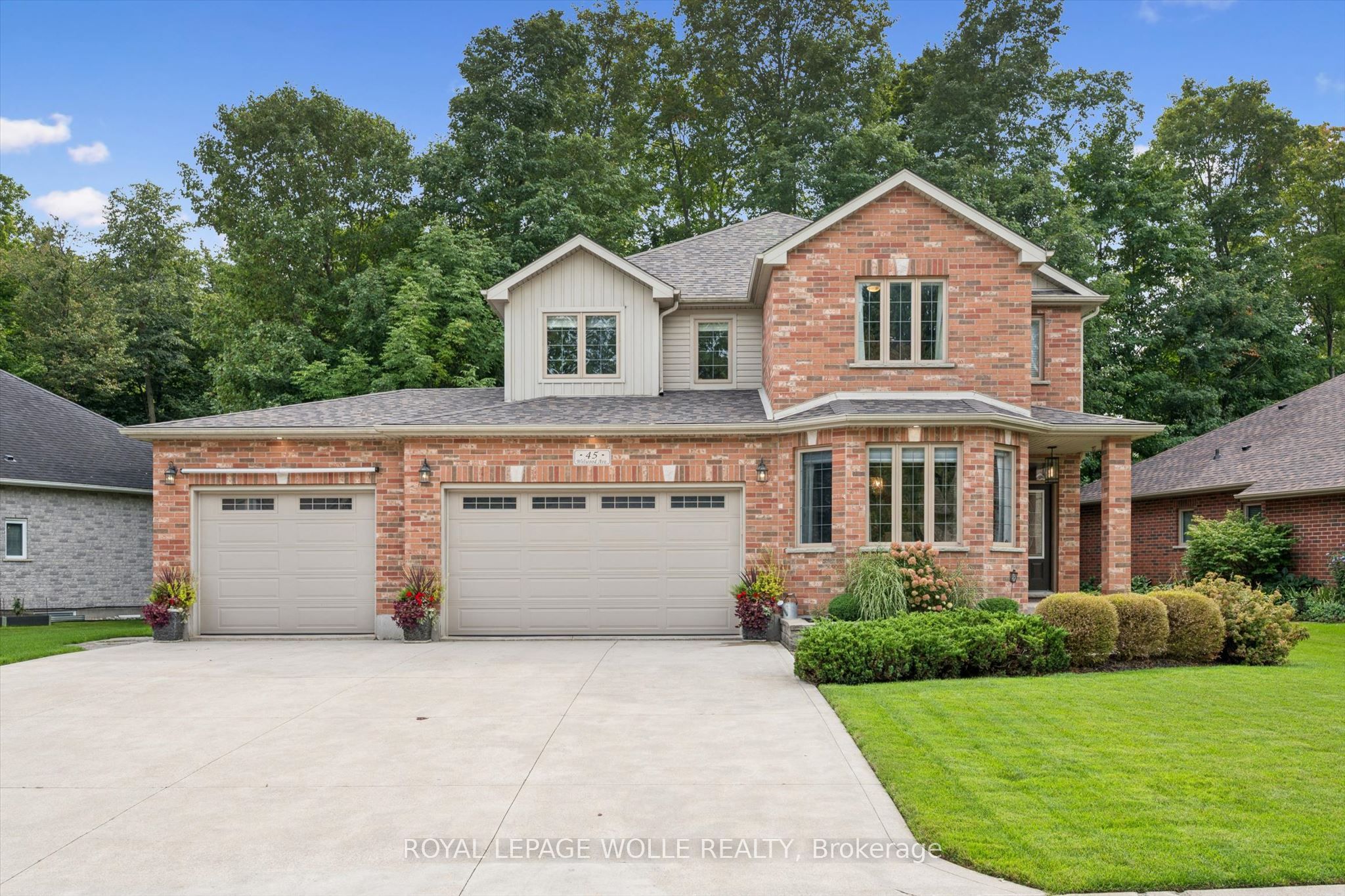 45 Welwood Avenue, Wellesley, ON N0B 2T0