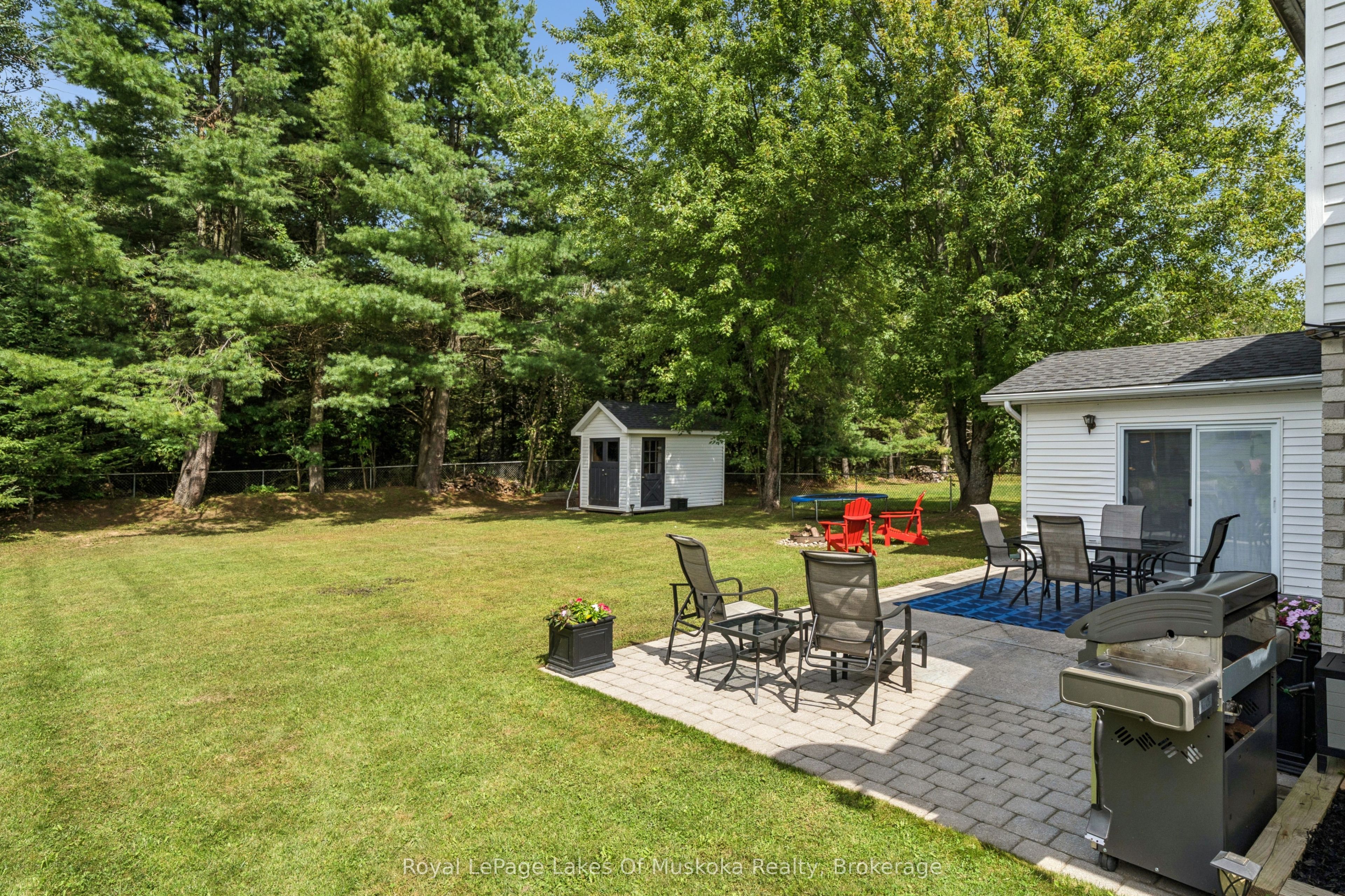23 Maypark Drive, Bracebridge, ON P1L 1C3 photo 3
