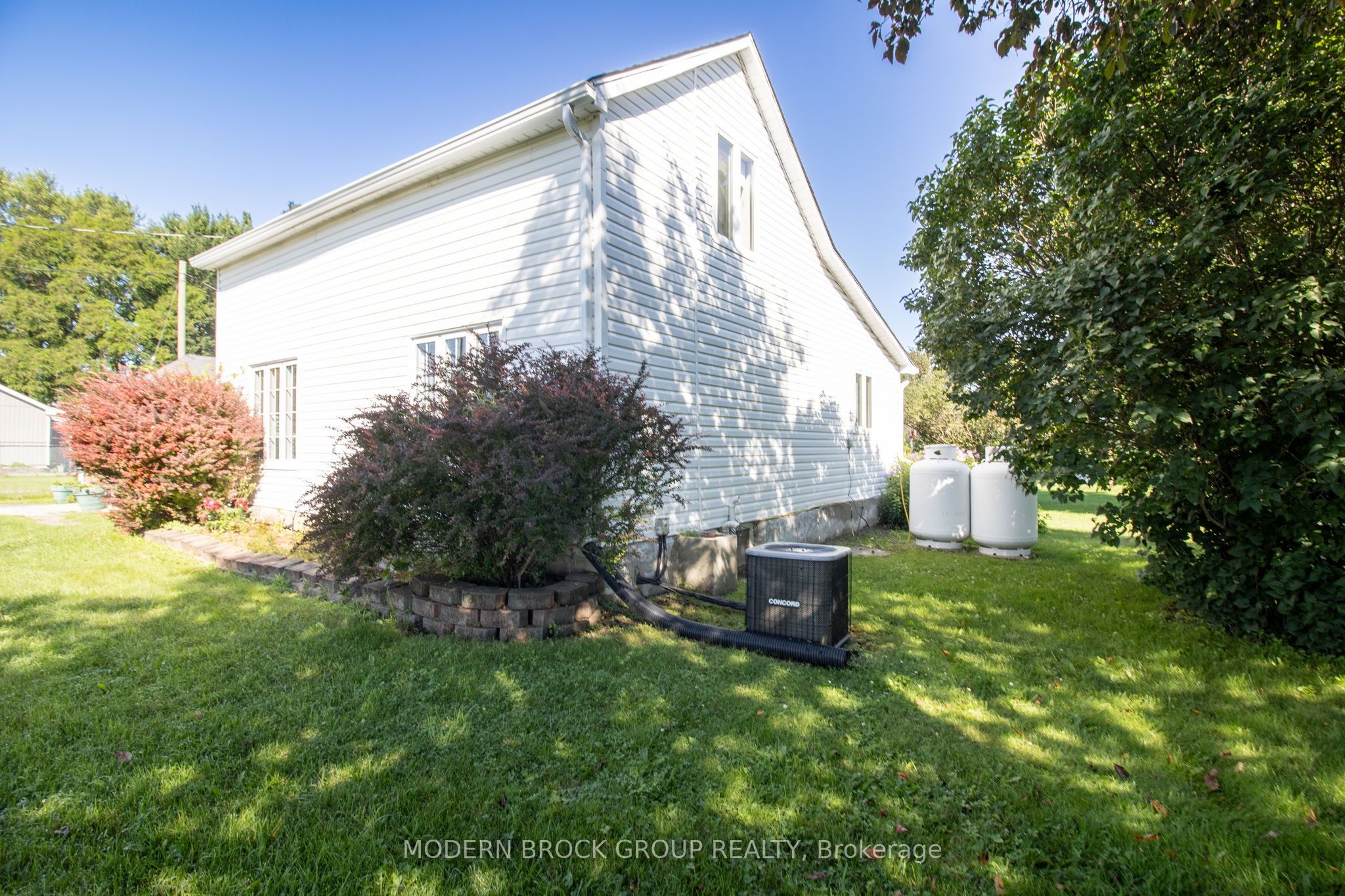 10785 STAMPVILLE Road E, South Dundas, ON K0E 1K0 photo 3
